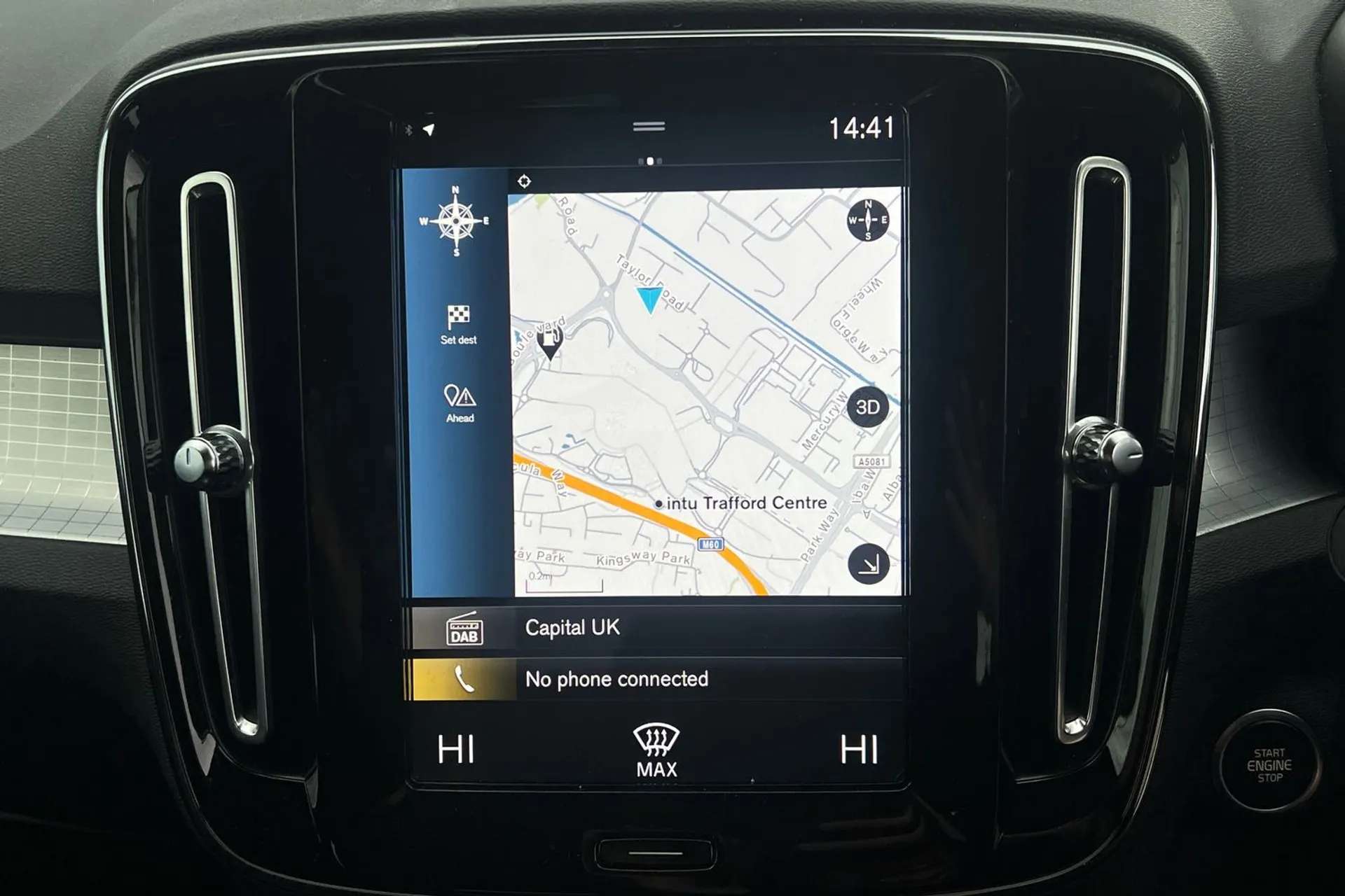 2021 VOLVO XC40 2021 VOLVO XC40