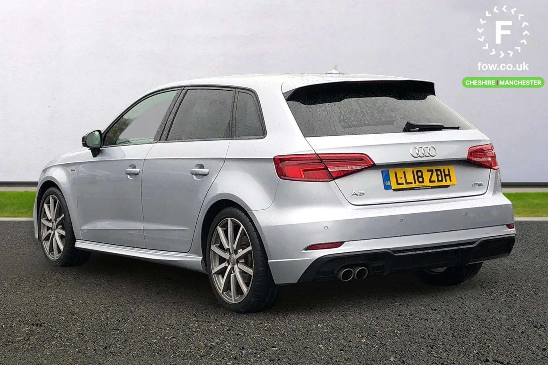 A 2018 AUDI A3 1.5 TFSI Black Edition 5dr S Tronic [ Audi smartphone interface , LED interior light pack , Black styling pack , 18" 10 spoke design alloy wheels in m A 2018 AUDI A3 1.5 TFSI Black Edition 5dr S Tronic [ Audi smartphone interface , LED interior light pack , Black styling pack , 18" 10 spoke design alloy wheels in m