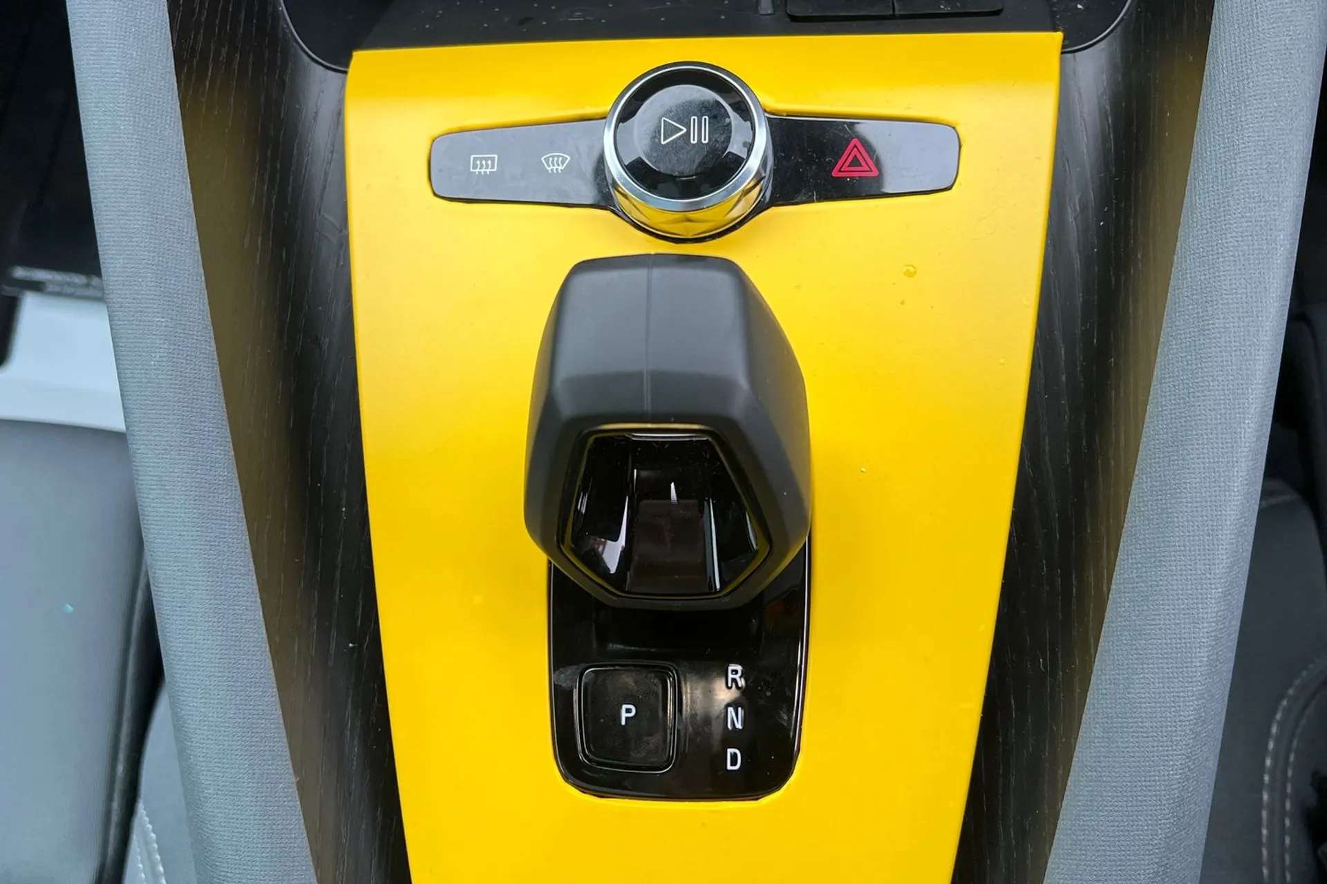 2020 POLESTAR 2 2020 POLESTAR 2