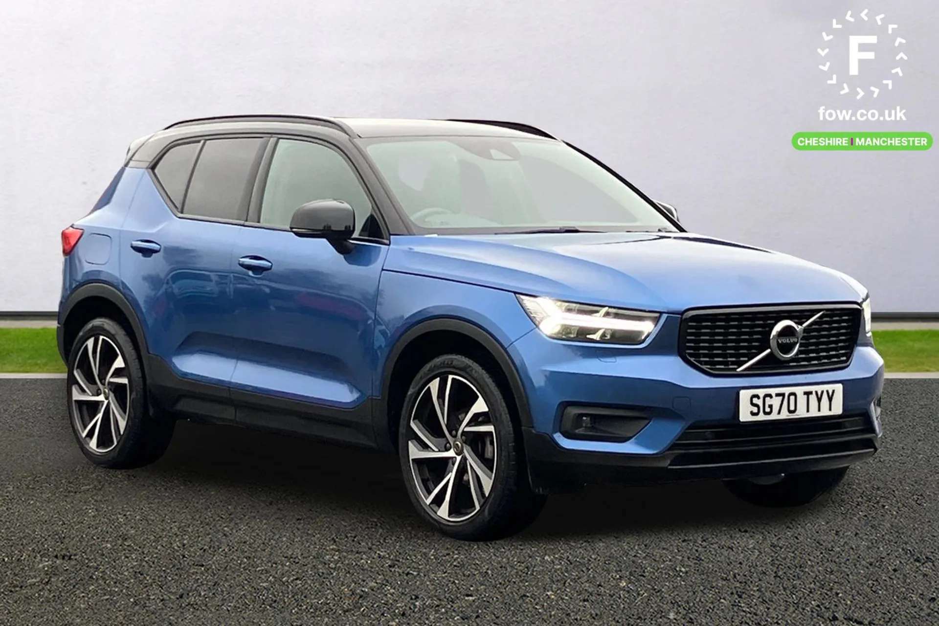 2021 VOLVO XC40 2021 VOLVO XC40