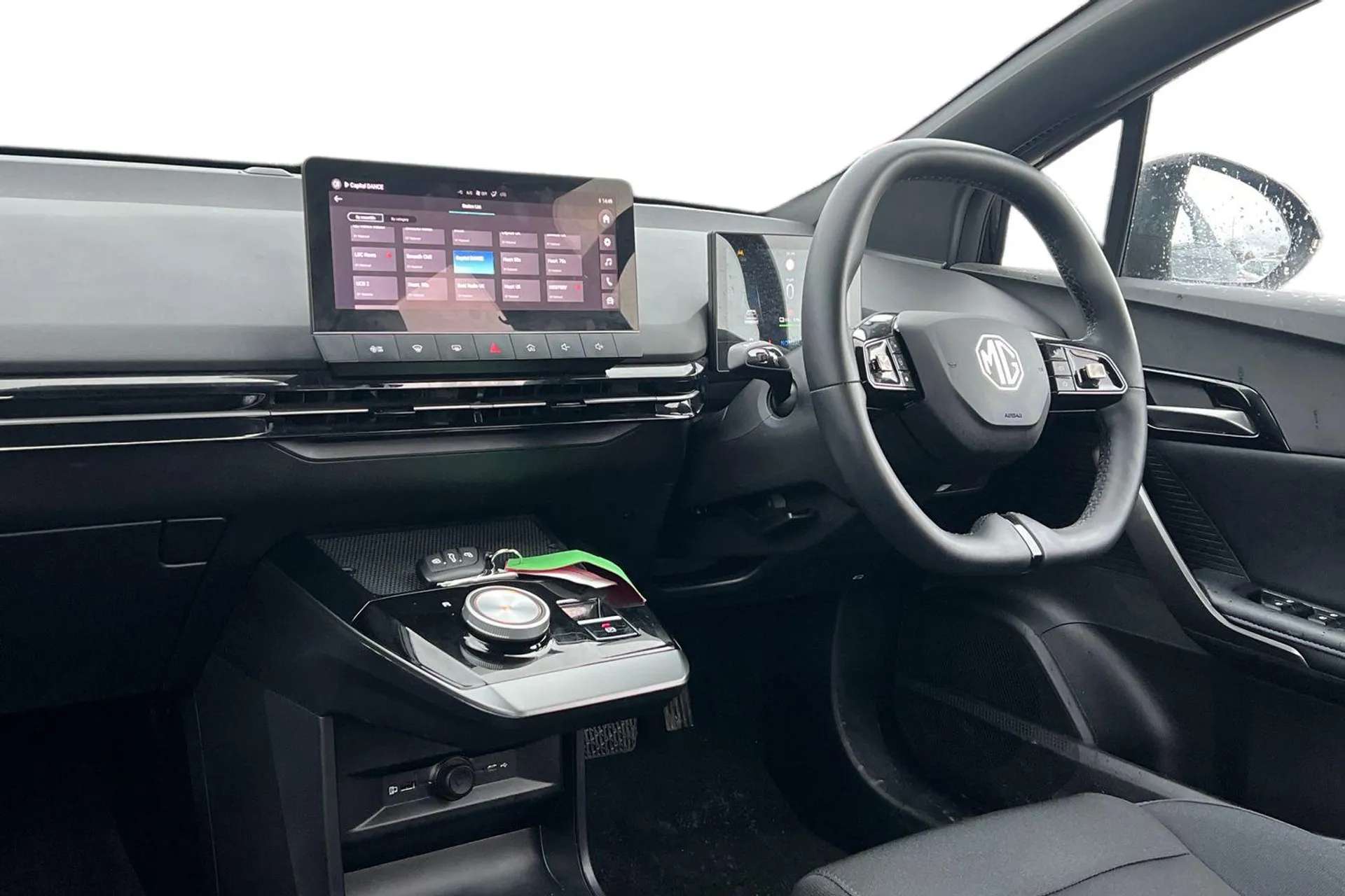 2024 MG MOTOR UK MG4 2024 MG MOTOR UK MG4