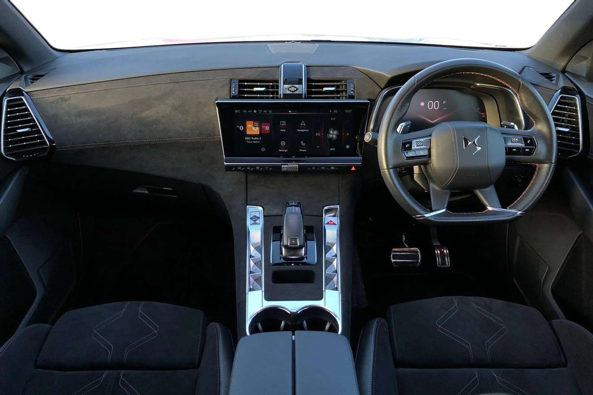 2024 DS DS 7 CROSSBACK 2024 DS DS 7 CROSSBACK