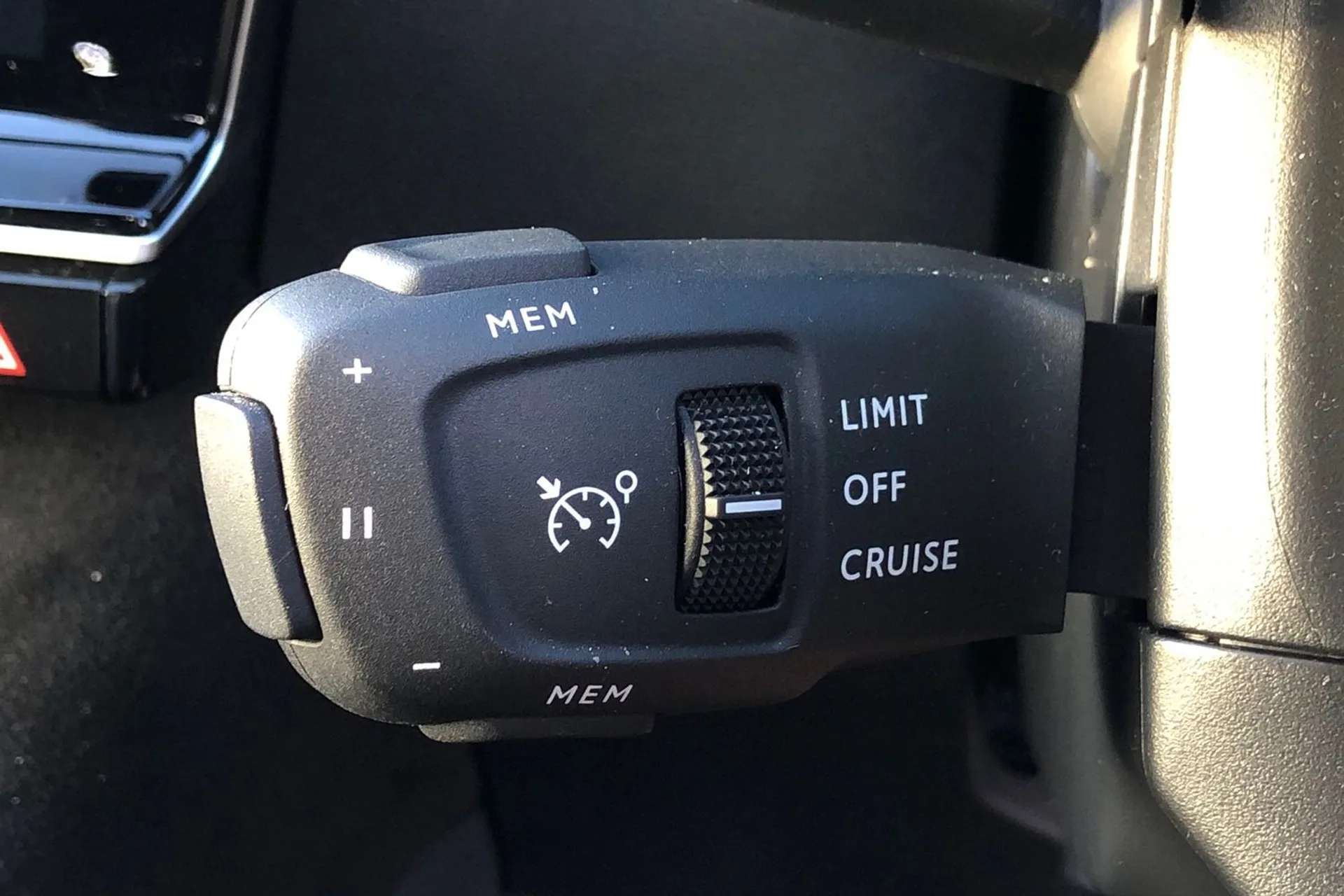 2024 DS DS 7 CROSSBACK 2024 DS DS 7 CROSSBACK