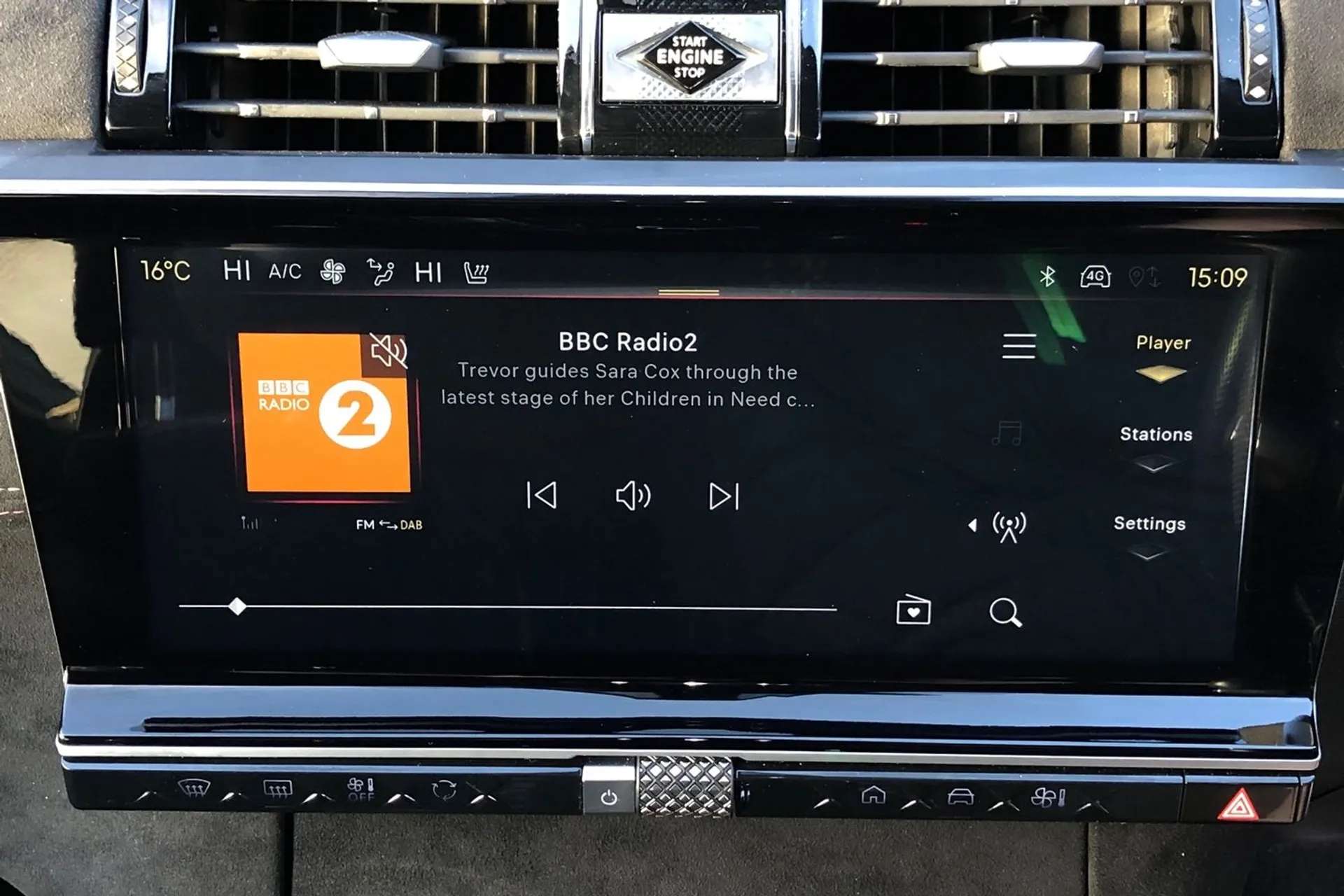 2024 DS DS 7 CROSSBACK 2024 DS DS 7 CROSSBACK