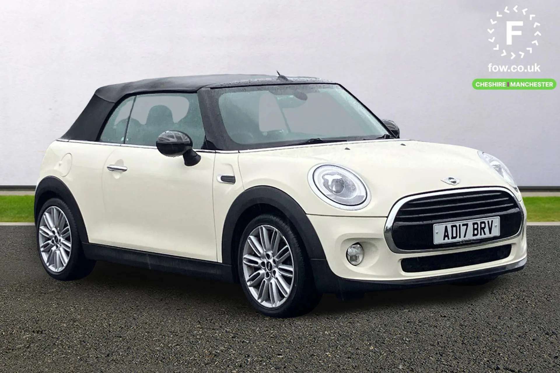 Check out this Mini Convertible 2017 Petrol Manual