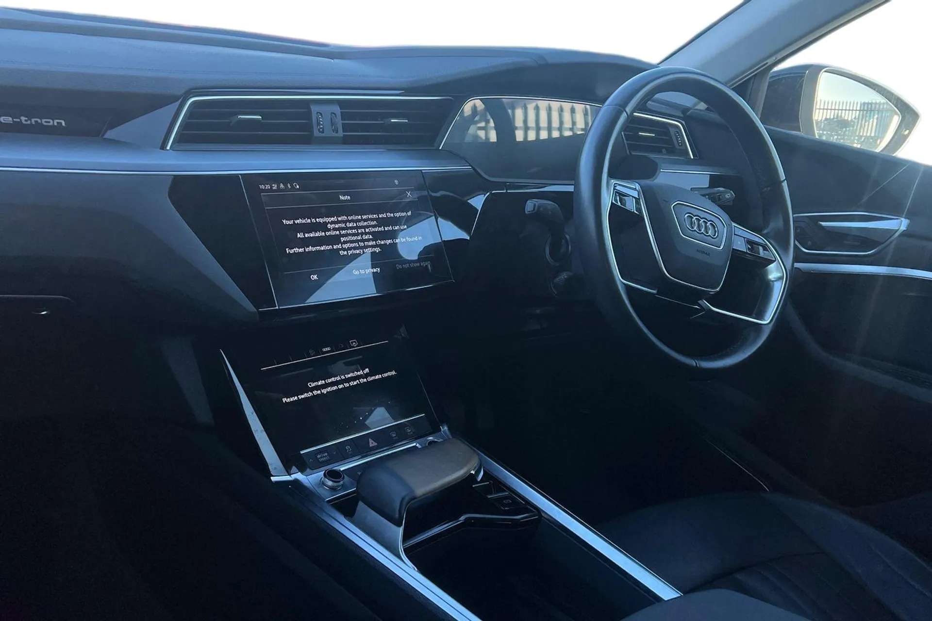 2020 AUDI E-TRON 2020 AUDI E-TRON