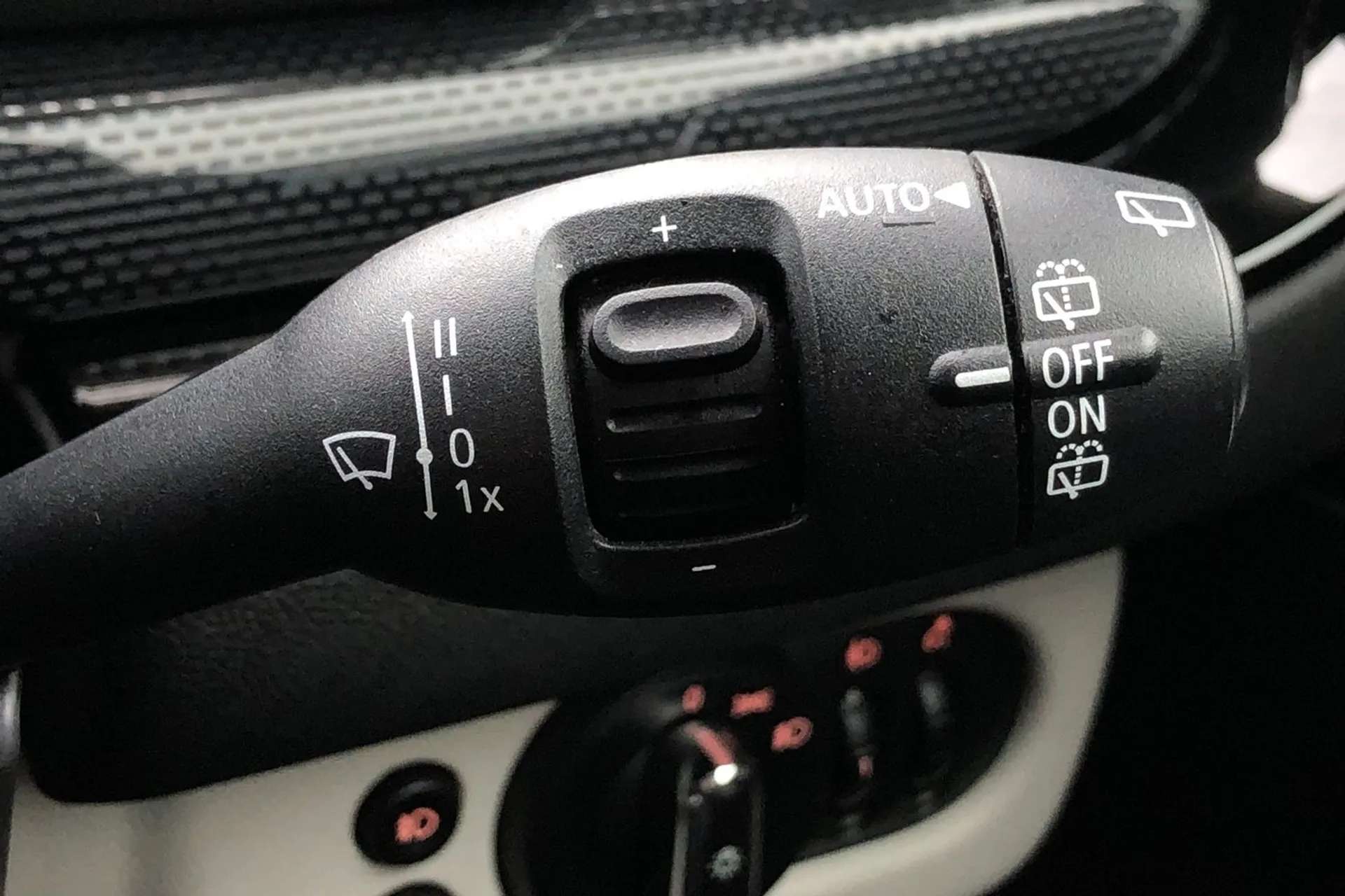 2019 MINI CLUBMAN 2019 MINI CLUBMAN