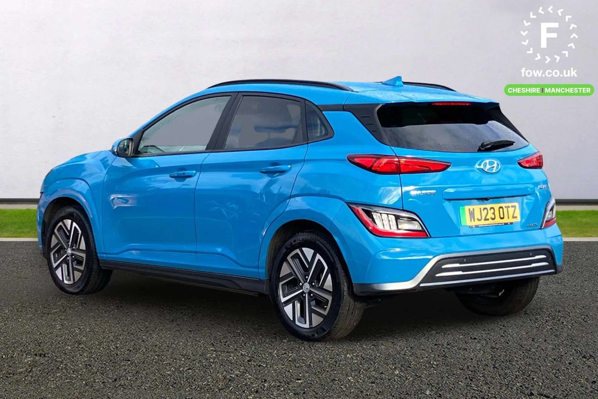 A 2023 HYUNDAI KONA 150kW Ultimate 64kWh 5dr Auto [ Heated front seats , 17" Alloys wheels , Wireless phone charging pad , Parking system with rear camera and guidance sy A 2023 HYUNDAI KONA 150kW Ultimate 64kWh 5dr Auto [ Heated front seats , 17" Alloys wheels , Wireless phone charging pad , Parking system with rear camera and guidance sy