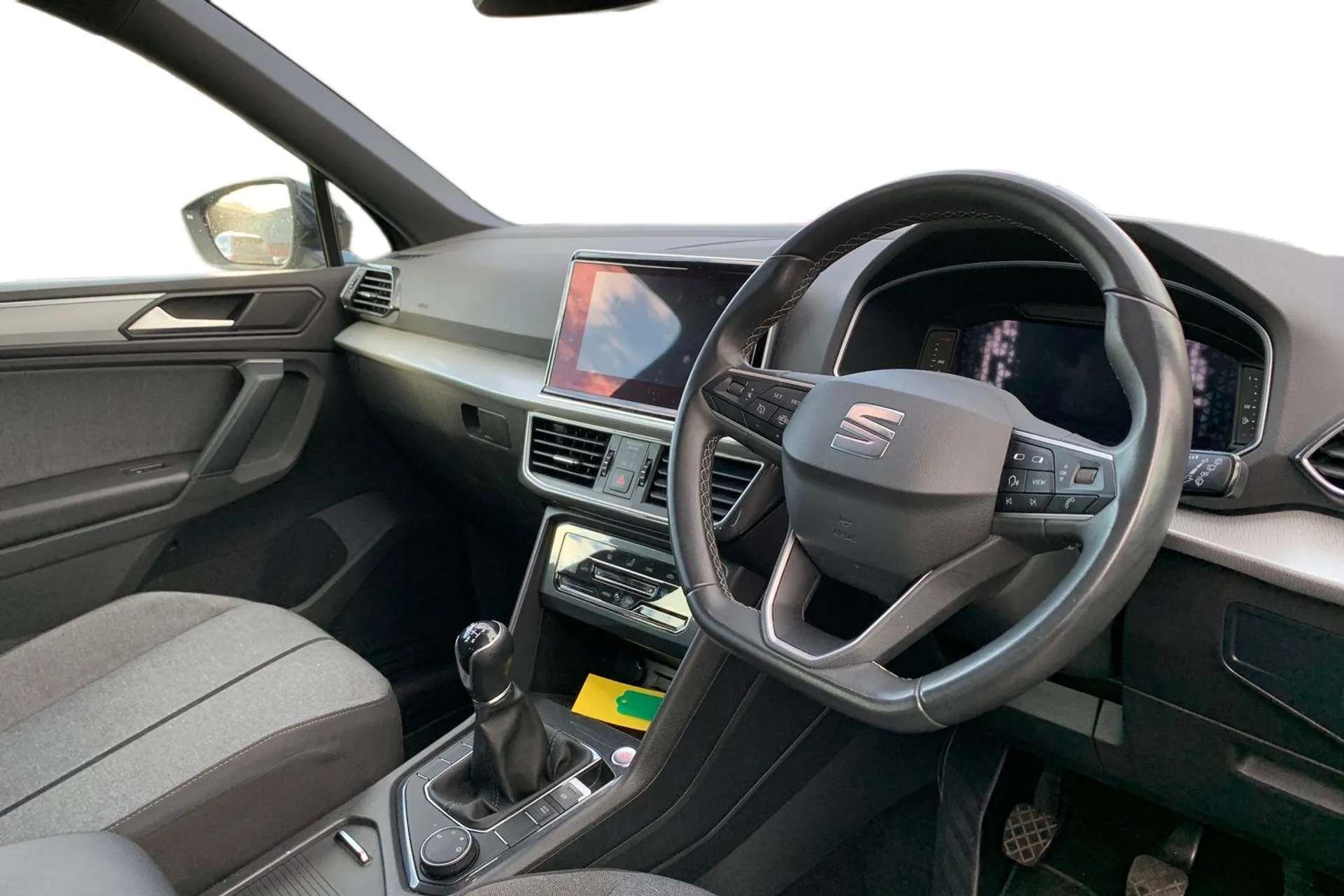 A 2020 SEAT TARRACO 1.5 EcoTSI SE Technology 5dr [18''Alloys, Rear Parking Sensors, LED Daytime Running Lights A 2020 SEAT TARRACO 1.5 EcoTSI SE Technology 5dr [18''Alloys, Rear Parking Sensors, LED Daytime Running Lights