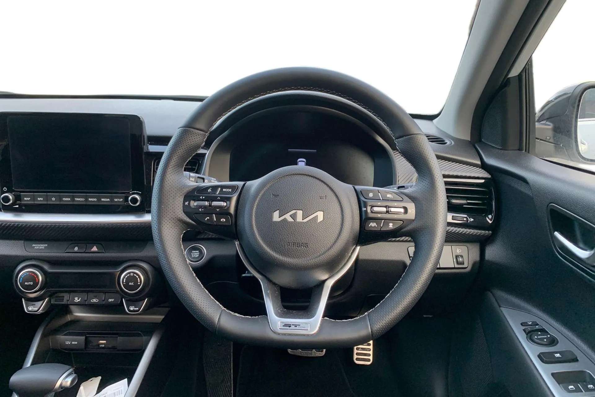 2025 KIA STONIC 2025 KIA STONIC