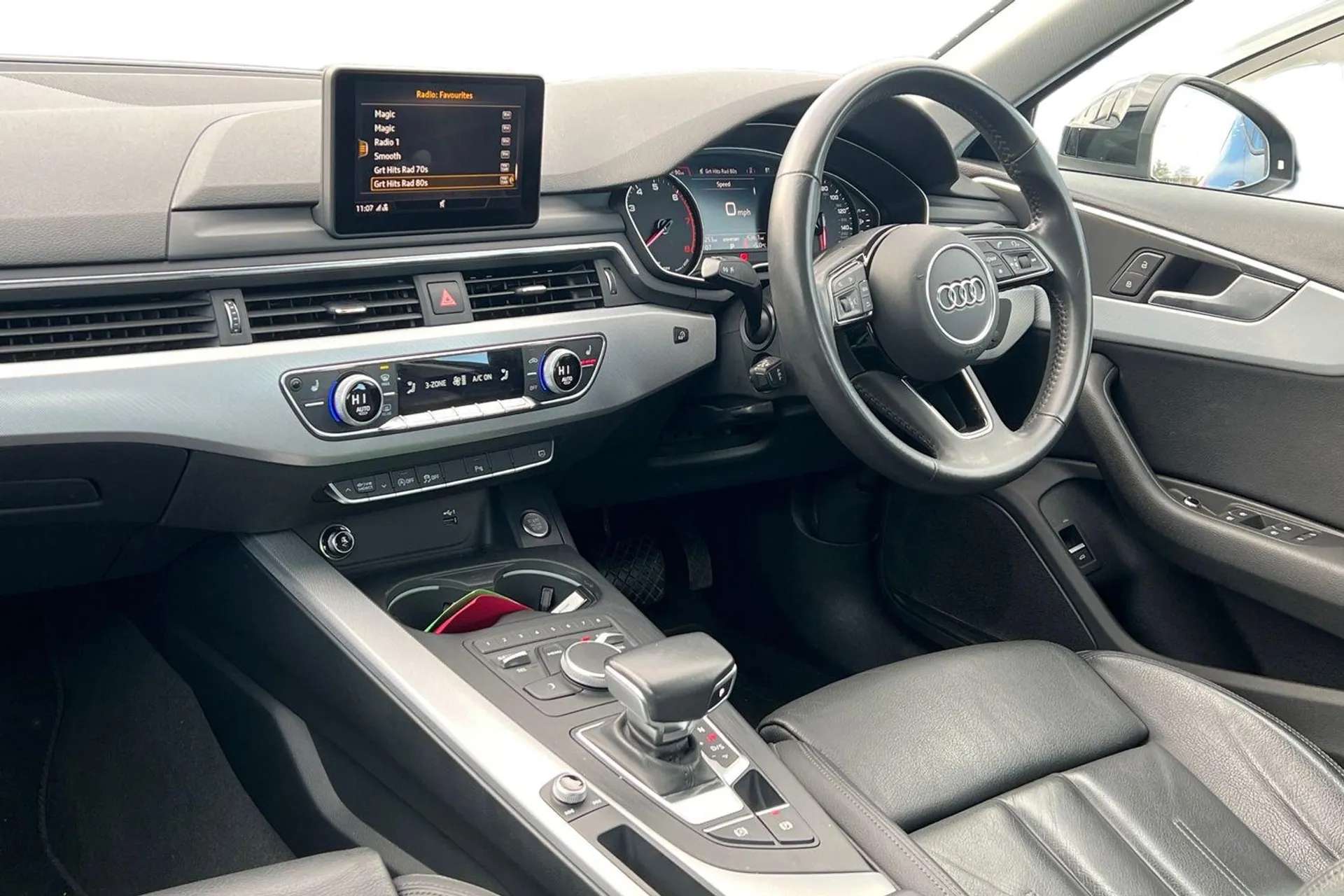 2018 AUDI A4 2018 AUDI A4