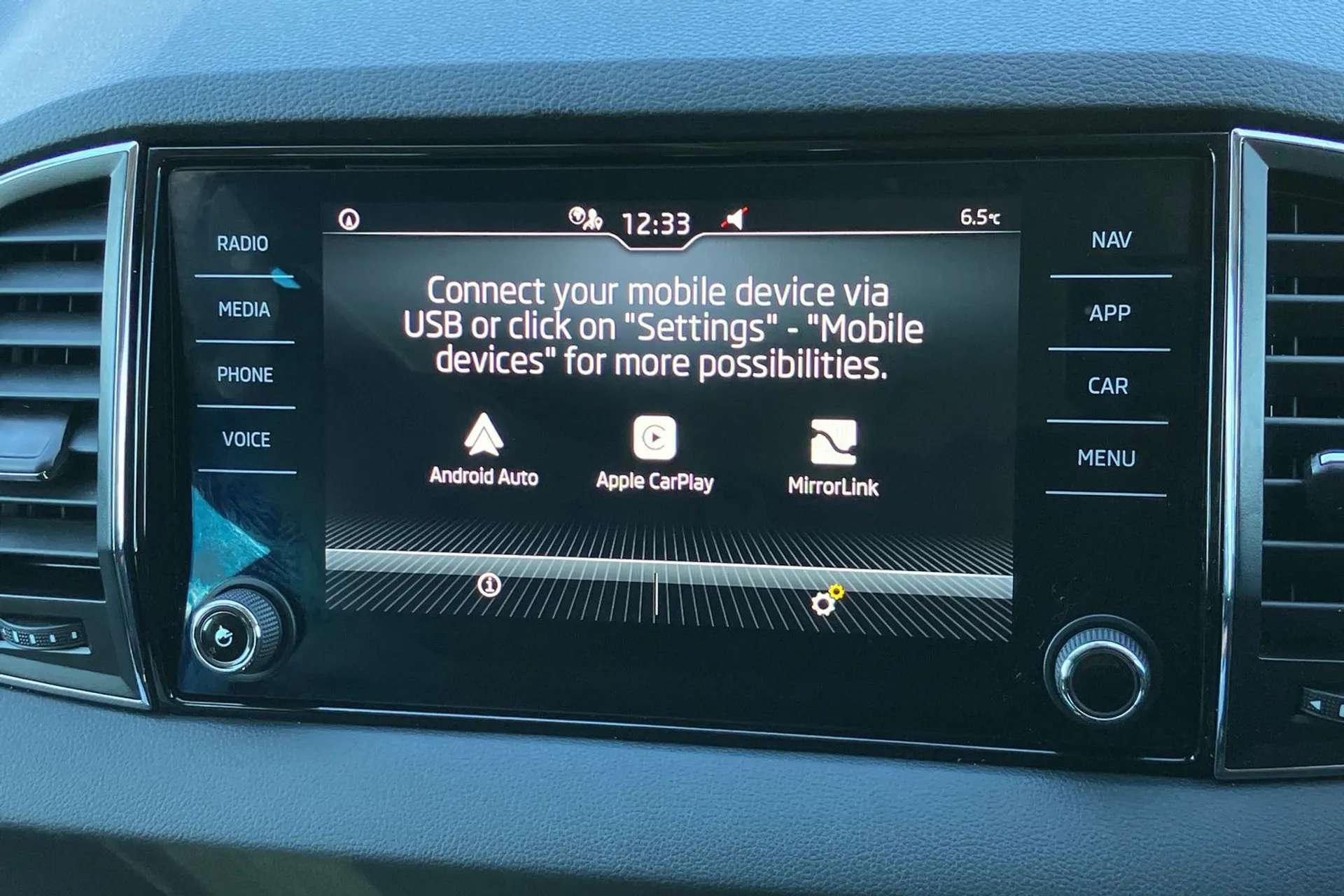 2023 SKODA KAROQ 2023 SKODA KAROQ