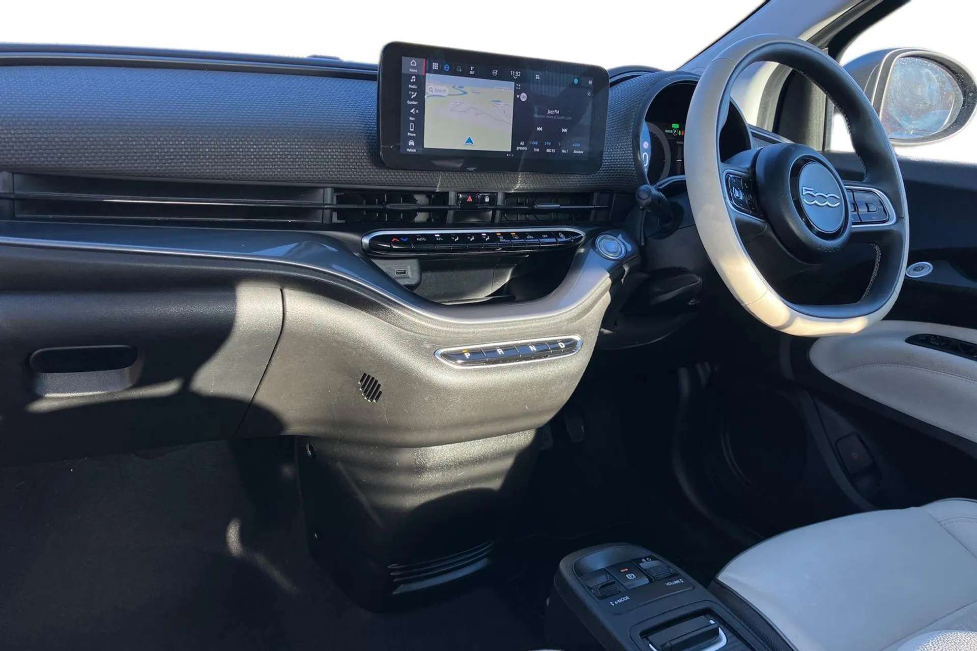 2023 FIAT 500 2023 FIAT 500