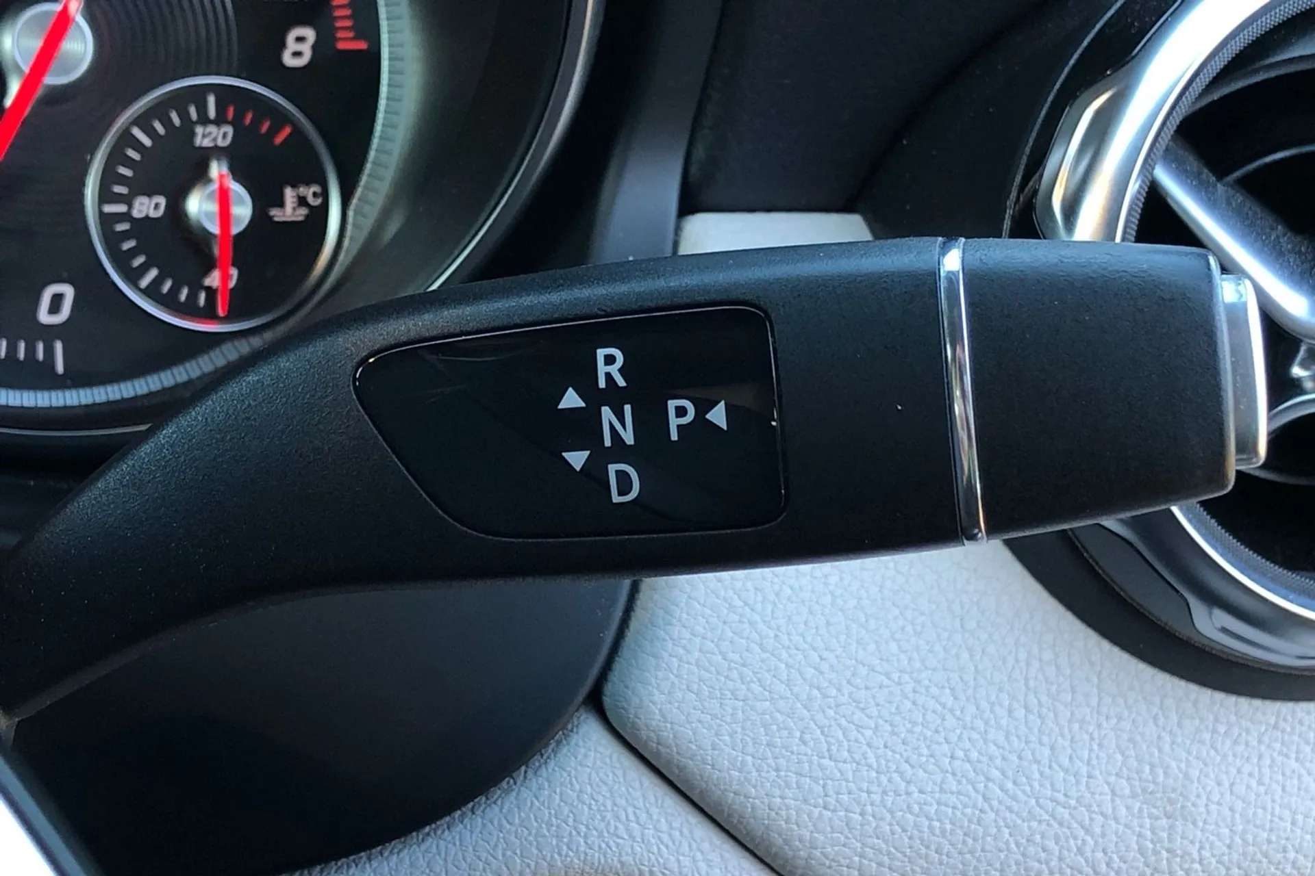 2019 MERCEDES-BENZ GLA 2019 MERCEDES-BENZ GLA