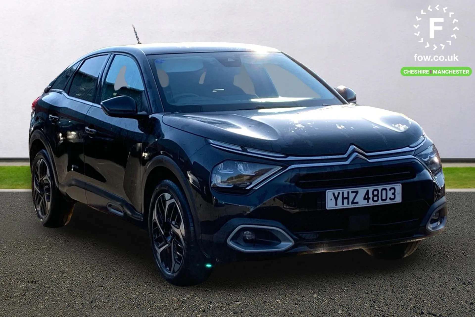A 2021 CITROEN C4 1.5 BlueHDi Shine 5dr [ Hill start assist , Driver's head-up display , Bluetooth telephone and audio streaming , Safety pack plus , High level acousti A 2021 CITROEN C4 1.5 BlueHDi Shine 5dr [ Hill start assist , Driver's head-up display , Bluetooth telephone and audio streaming , Safety pack plus , High level acousti