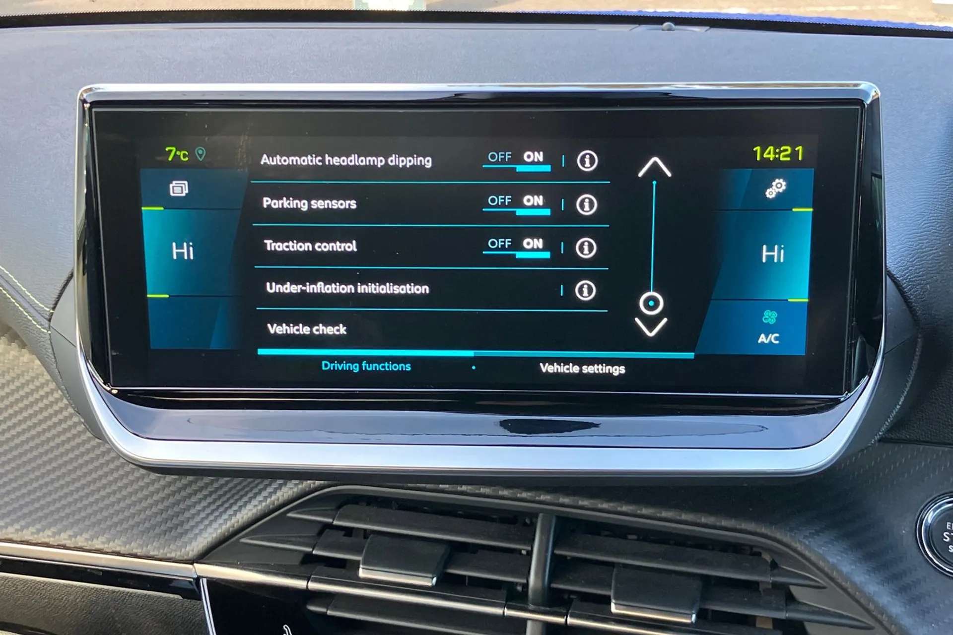 2022 PEUGEOT 208 2022 PEUGEOT 208