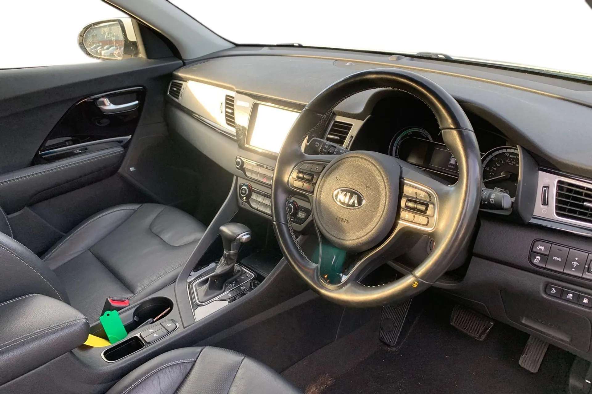2018 KIA NIRO 2018 KIA NIRO