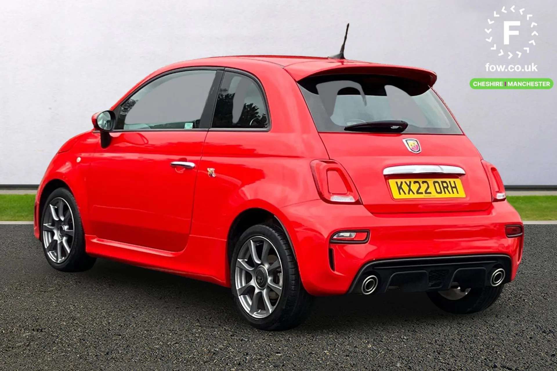 2022 ABARTH 595 2022 ABARTH 595