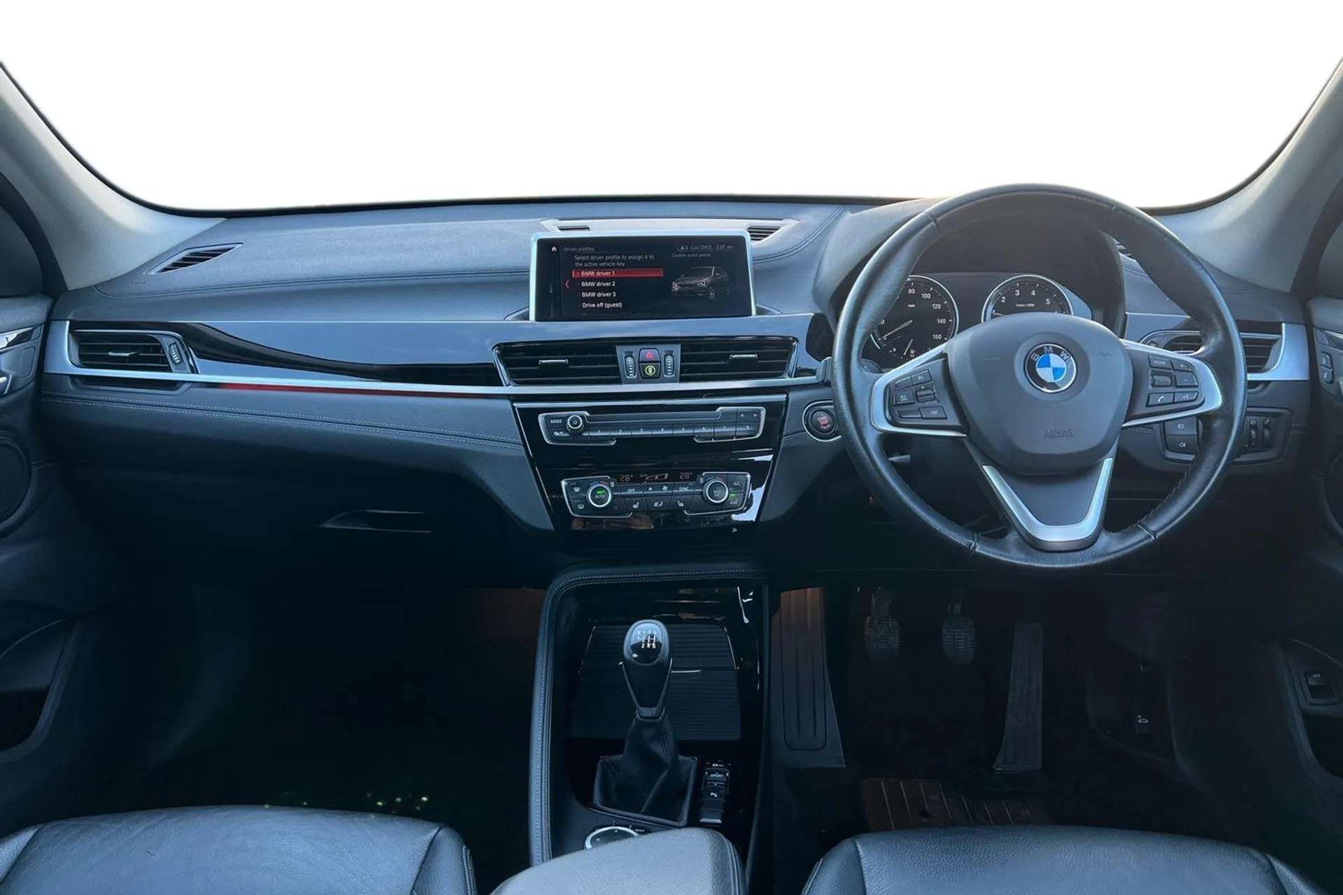 A 2021 BMW X1 sDrive 18i xLine 5dr [Extended lights pack, Extended storage package, Real time traffic information, Integrated hard drive with map data updates via U A 2021 BMW X1 sDrive 18i xLine 5dr [Extended lights pack, Extended storage package, Real time traffic information, Integrated hard drive with map data updates via U