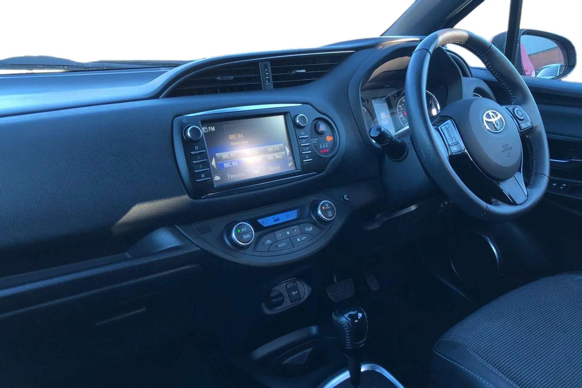 2019 TOYOTA YARIS 2019 TOYOTA YARIS