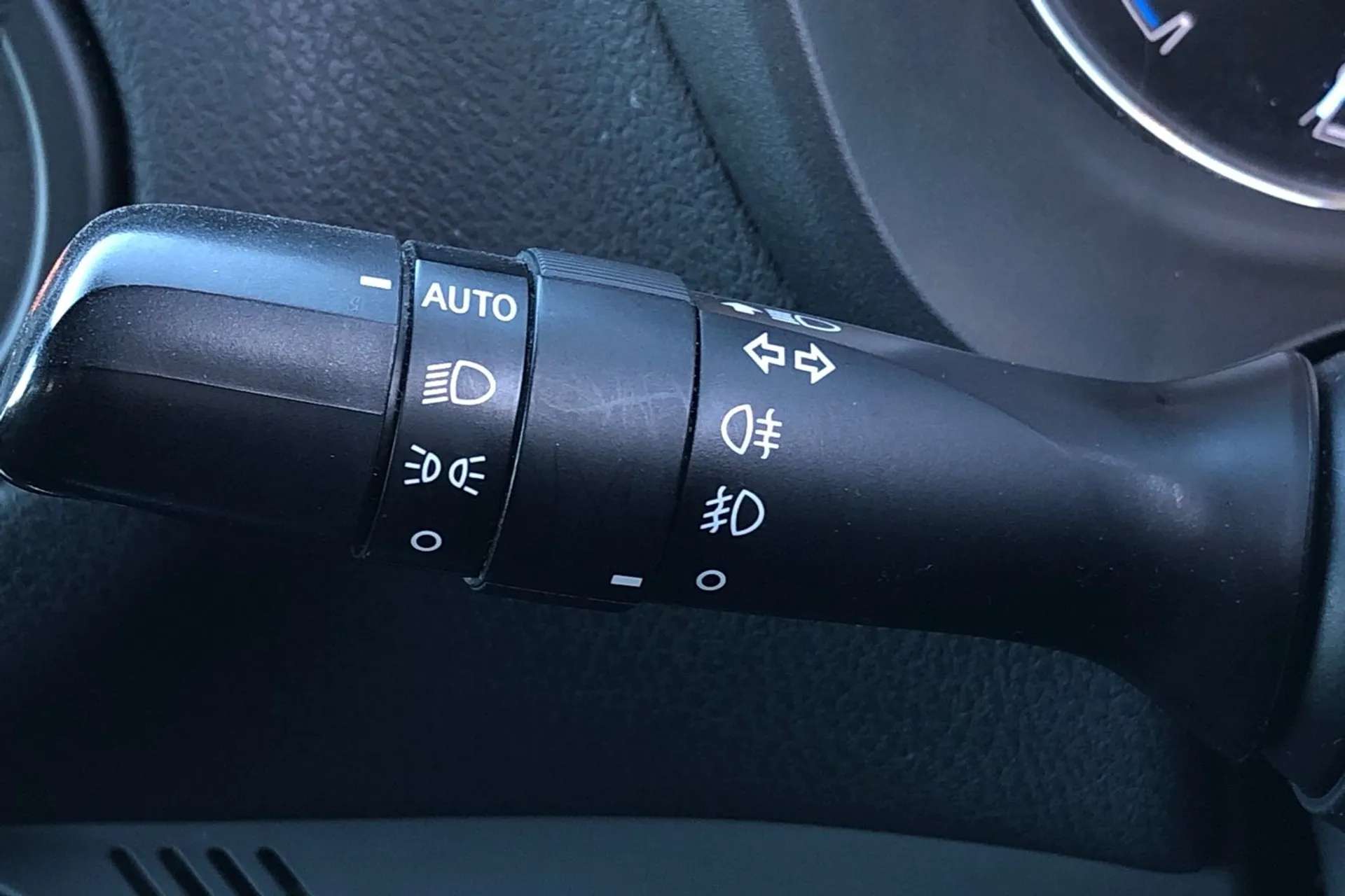 2019 TOYOTA YARIS 2019 TOYOTA YARIS