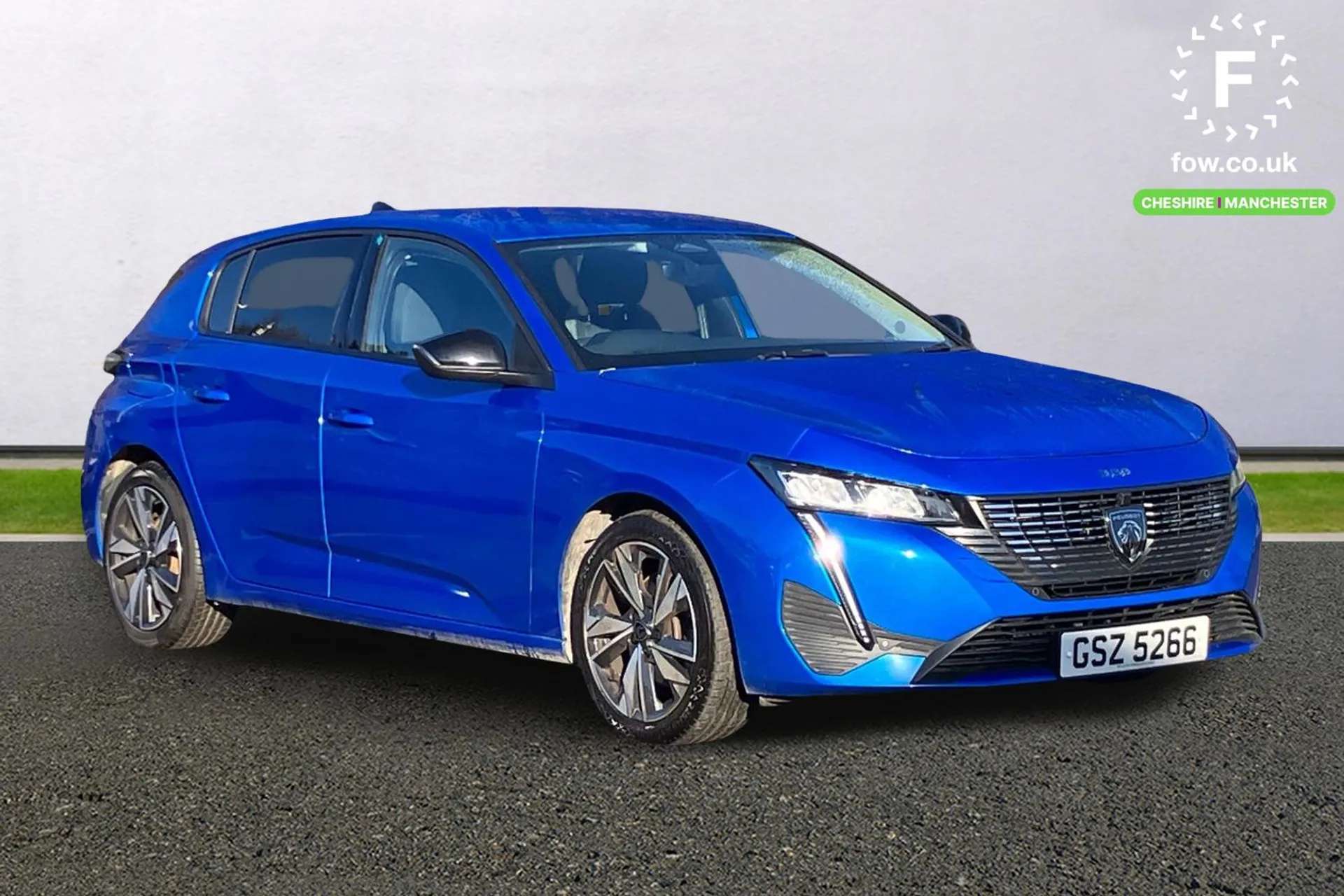 A 2022 PEUGEOT 308 1.5 BlueHDi Allure 5dr EAT8 [ Front and rear parking sensors , Visibility pack with automatic magic wash windscreen wipers , 17" Calgary diamond cut a A 2022 PEUGEOT 308 1.5 BlueHDi Allure 5dr EAT8 [ Front and rear parking sensors , Visibility pack with automatic magic wash windscreen wipers , 17" Calgary diamond cut a