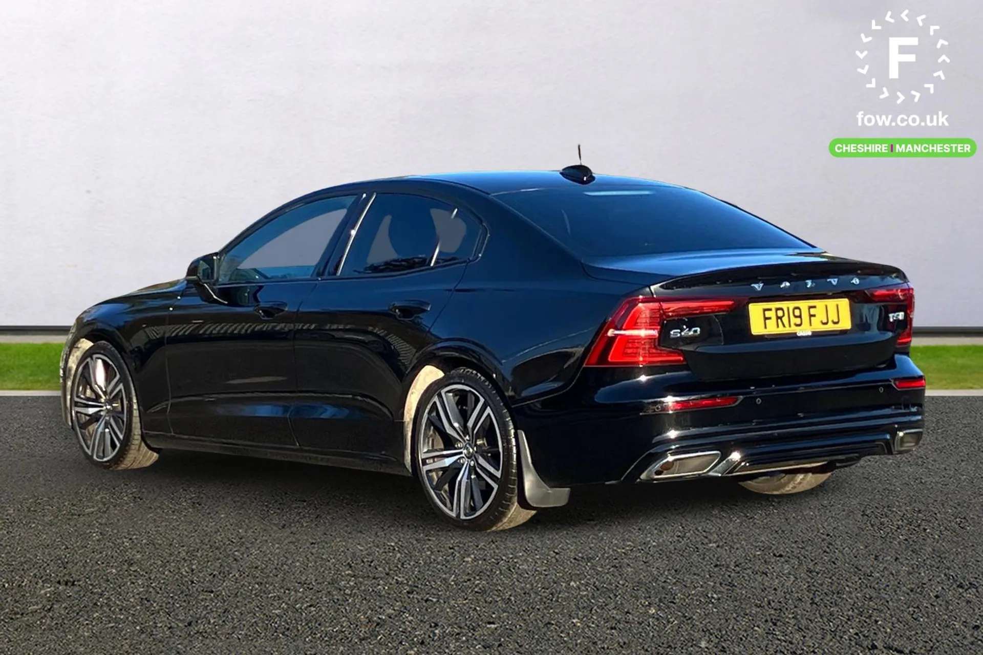 2019 VOLVO S60 2019 VOLVO S60