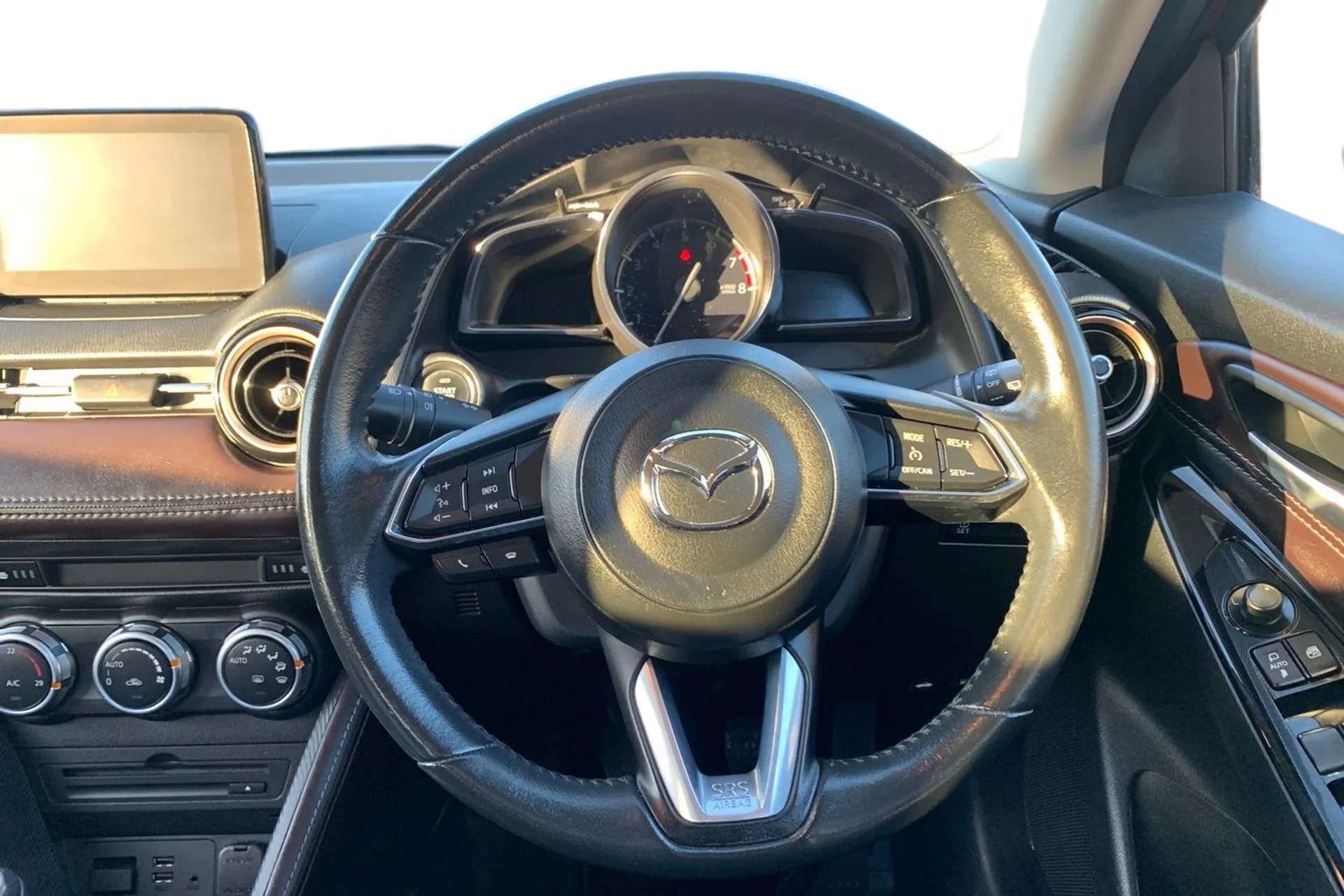 2019 MAZDA MAZDA2 2019 MAZDA MAZDA2