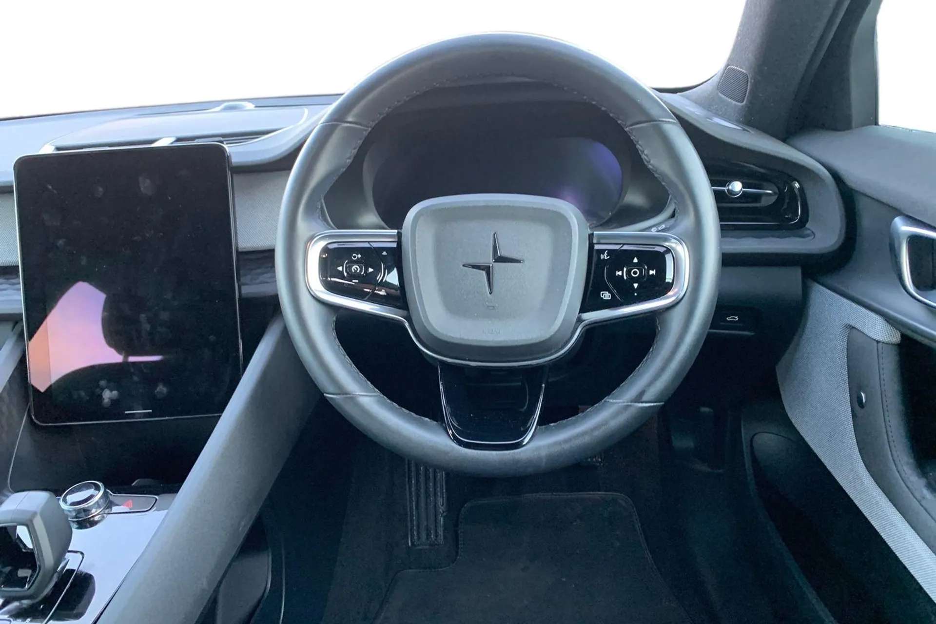 2021 POLESTAR 2 2021 POLESTAR 2