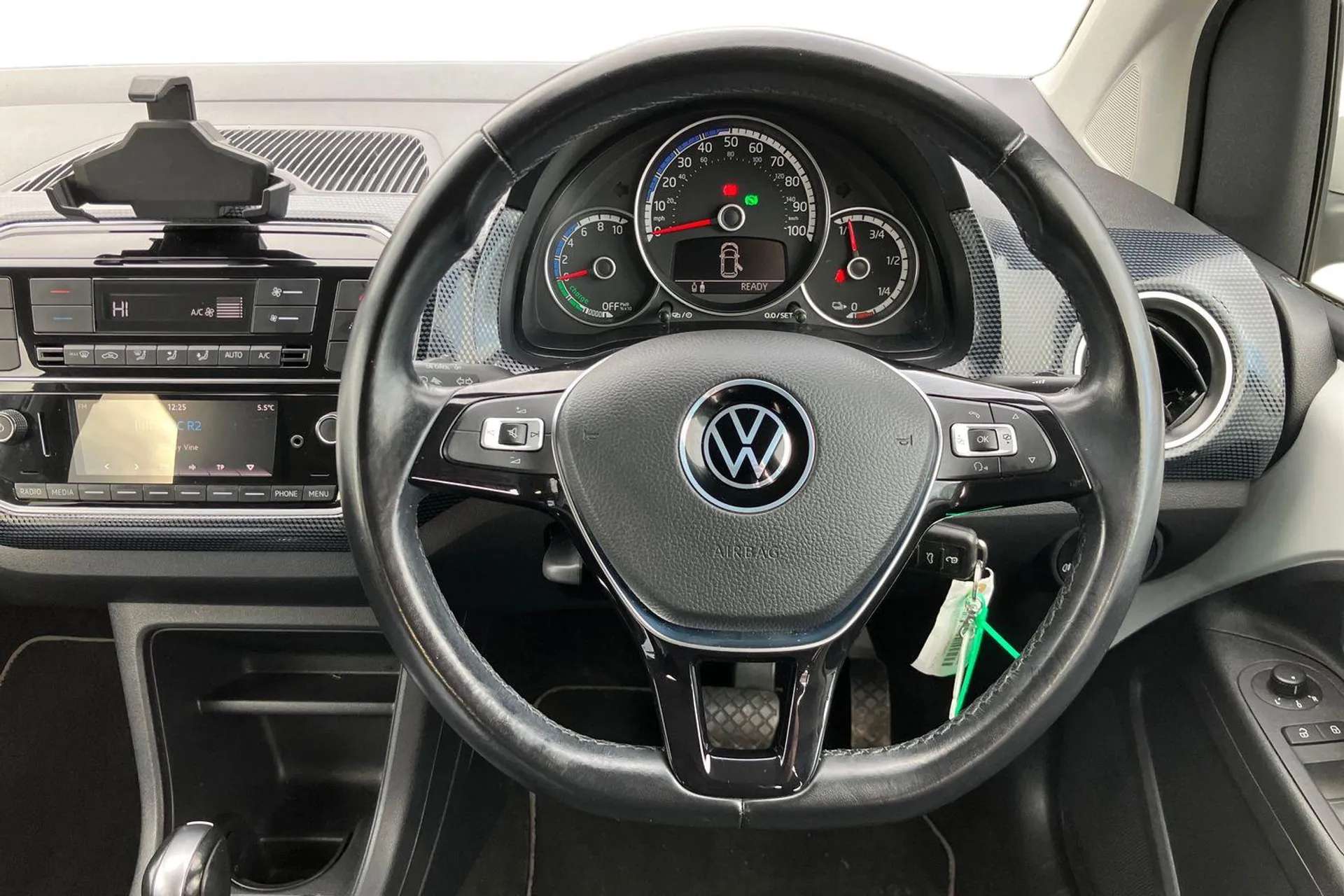 2021 VOLKSWAGEN UP 2021 VOLKSWAGEN UP