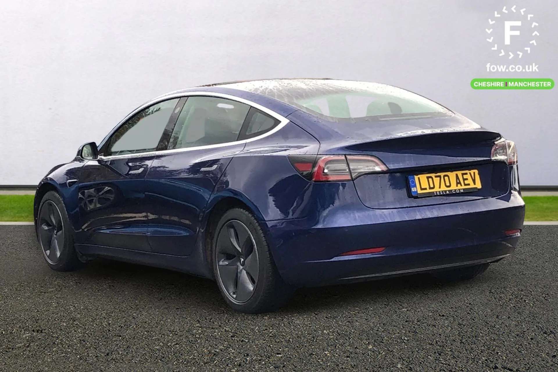 A 2020 TESLA MODEL 3 Standard Plus 4dr Auto [ Park assist camera , Front parking sensor , Rear parking sensor , Tinted glass roof with ultraviolet and infrared protection A 2020 TESLA MODEL 3 Standard Plus 4dr Auto [ Park assist camera , Front parking sensor , Rear parking sensor , Tinted glass roof with ultraviolet and infrared protection