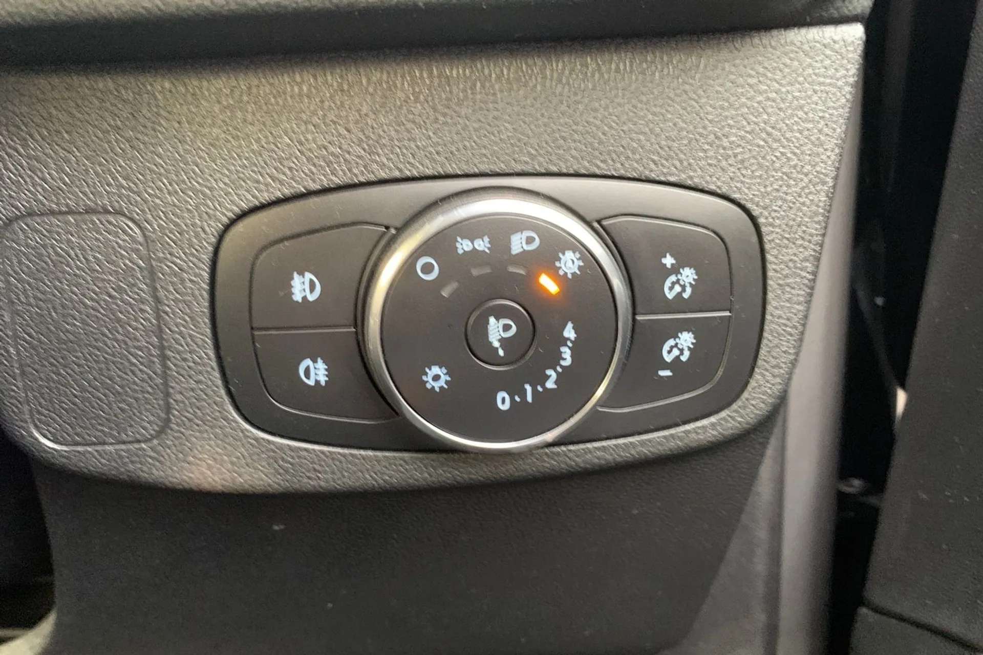 2022 FORD FOCUS 2022 FORD FOCUS