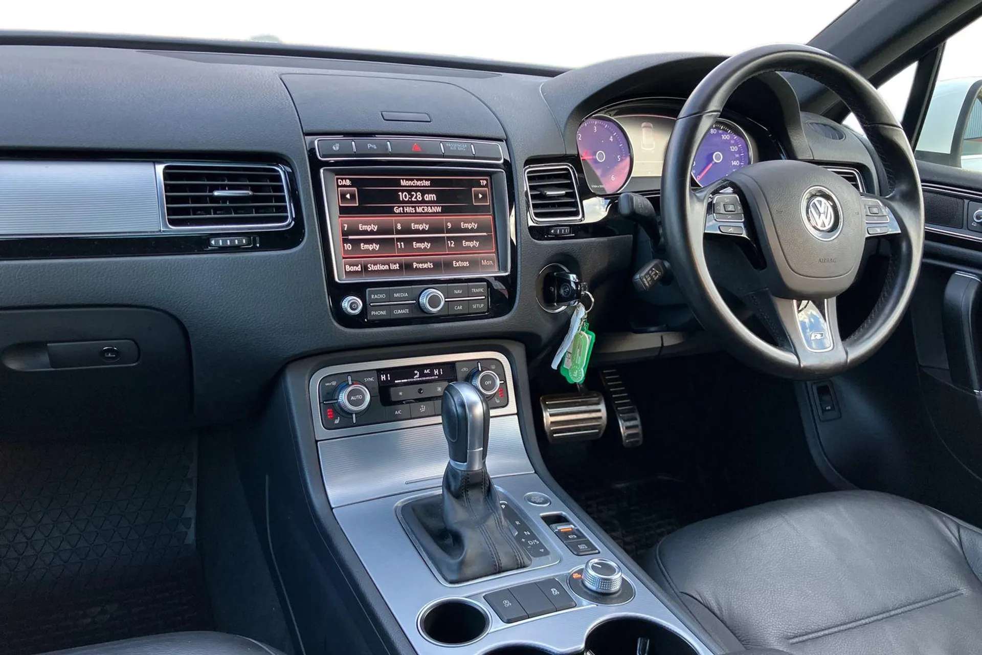 2017 VOLKSWAGEN TOUAREG 2017 VOLKSWAGEN TOUAREG