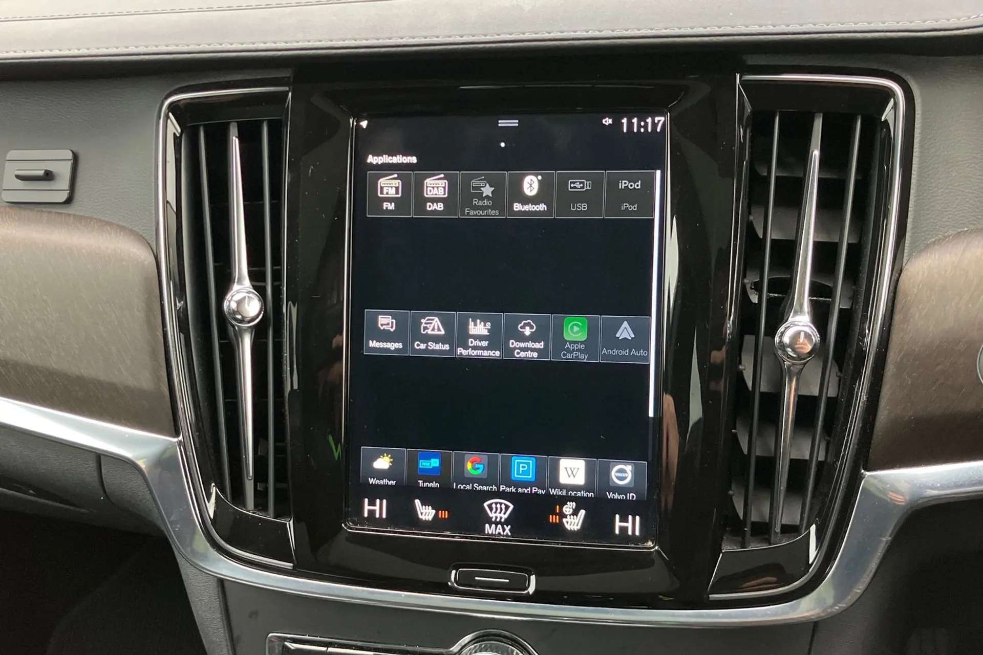 2019 VOLVO V90 2019 VOLVO V90