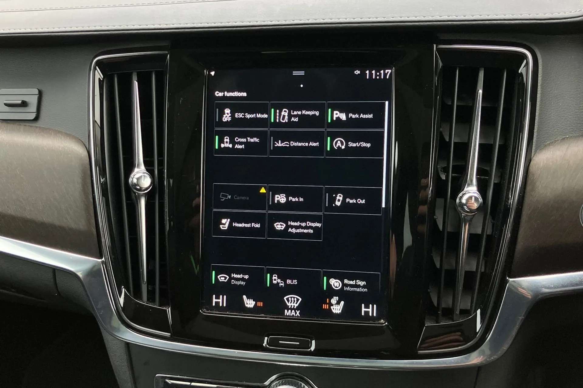 2019 VOLVO V90 2019 VOLVO V90