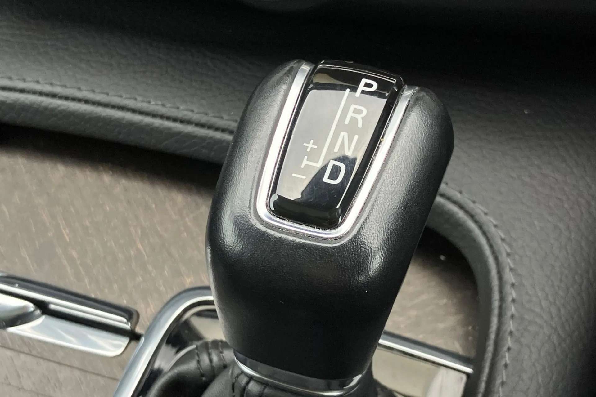 2019 VOLVO V90 2019 VOLVO V90