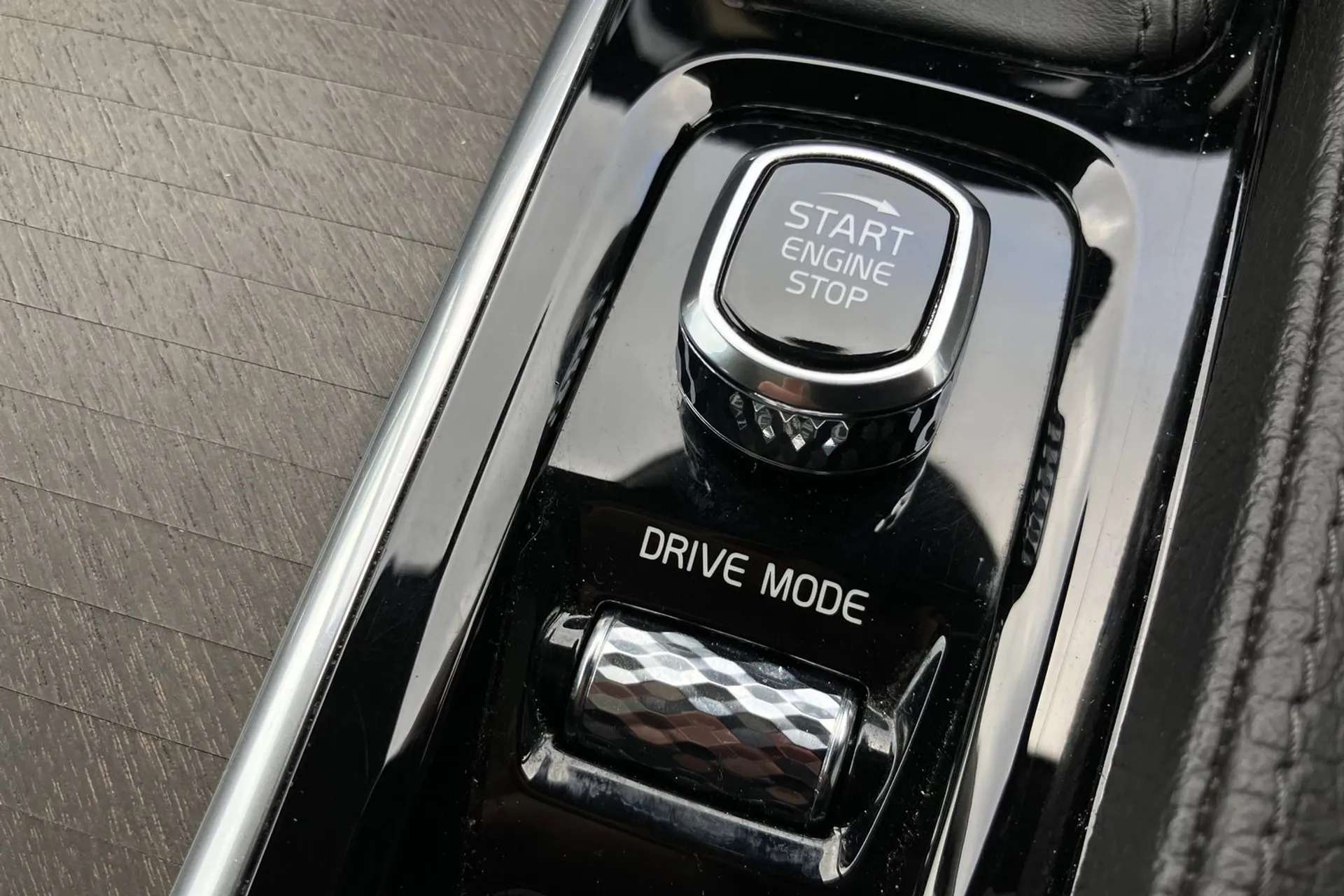 2019 VOLVO V90 2019 VOLVO V90