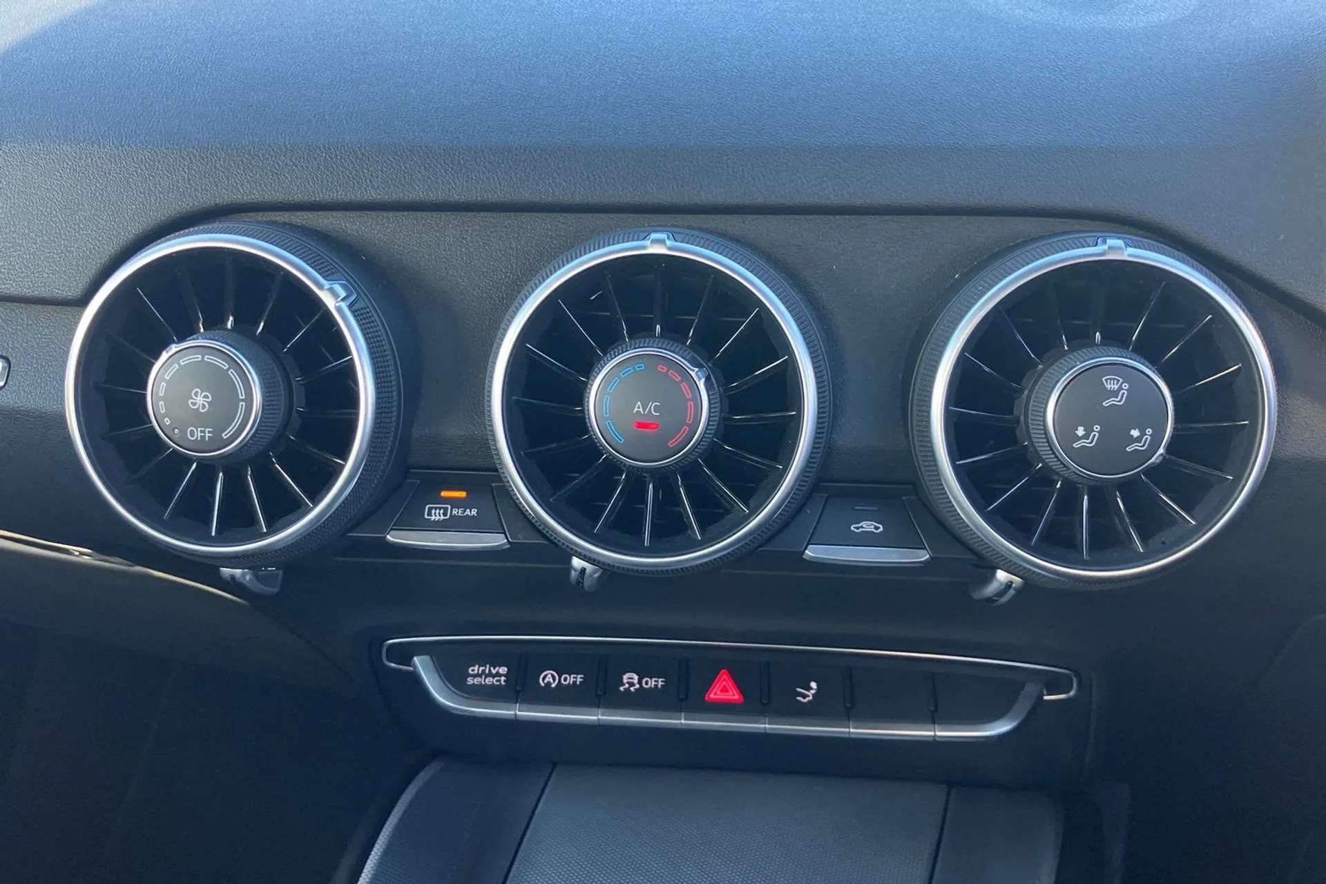 2017 AUDI TT 2017 AUDI TT