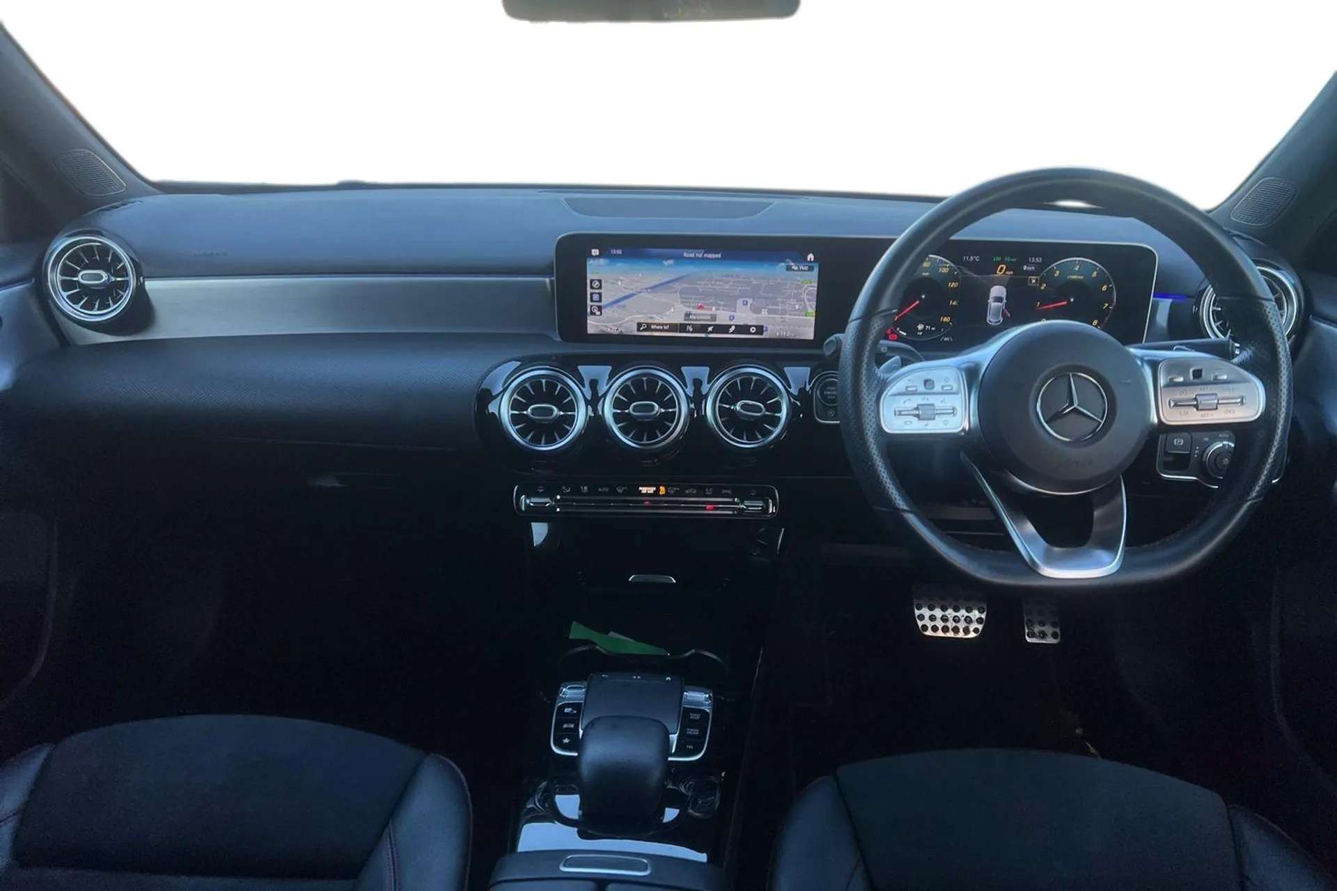 A 2020 MERCEDES-BENZ A CLASS A200 AMG Line Premium 5dr Auto [ Wireless charging , Active park assist with parktronic system including front and rear parking sensors , 180 degree r A 2020 MERCEDES-BENZ A CLASS A200 AMG Line Premium 5dr Auto [ Wireless charging , Active park assist with parktronic system including front and rear parking sensors , 180 degree r