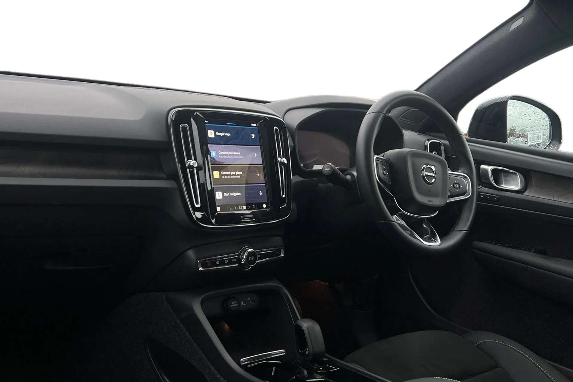 2022 VOLVO C40 2022 VOLVO C40