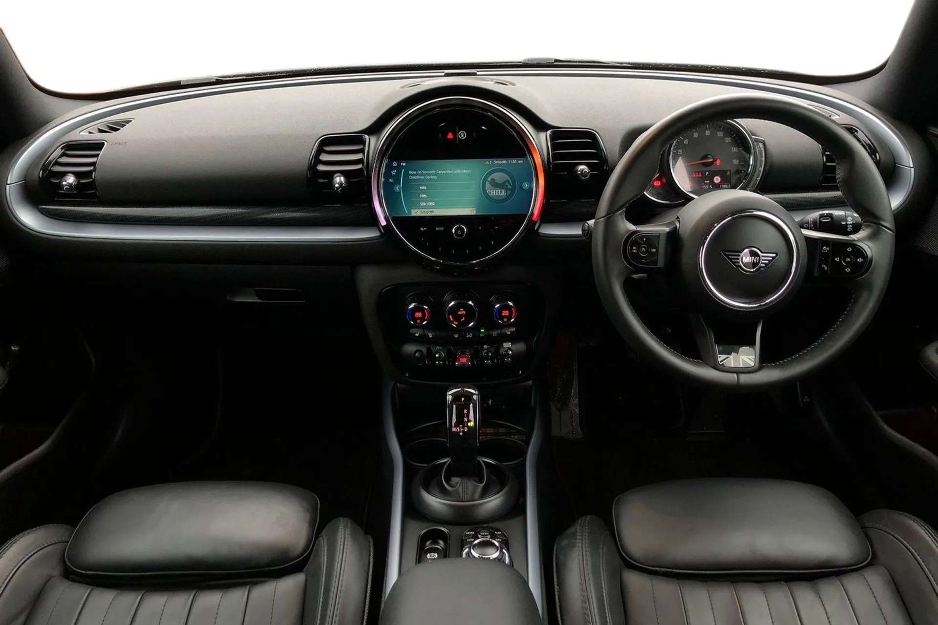 A 2023 MINI CLUBMAN 1.5 Cooper Exclusive 6dr Auto [7 Speed steptronic transmission with double clutch, LED rear light with union jack design, Rear parking distance contro A 2023 MINI CLUBMAN 1.5 Cooper Exclusive 6dr Auto [7 Speed steptronic transmission with double clutch, LED rear light with union jack design, Rear parking distance contro