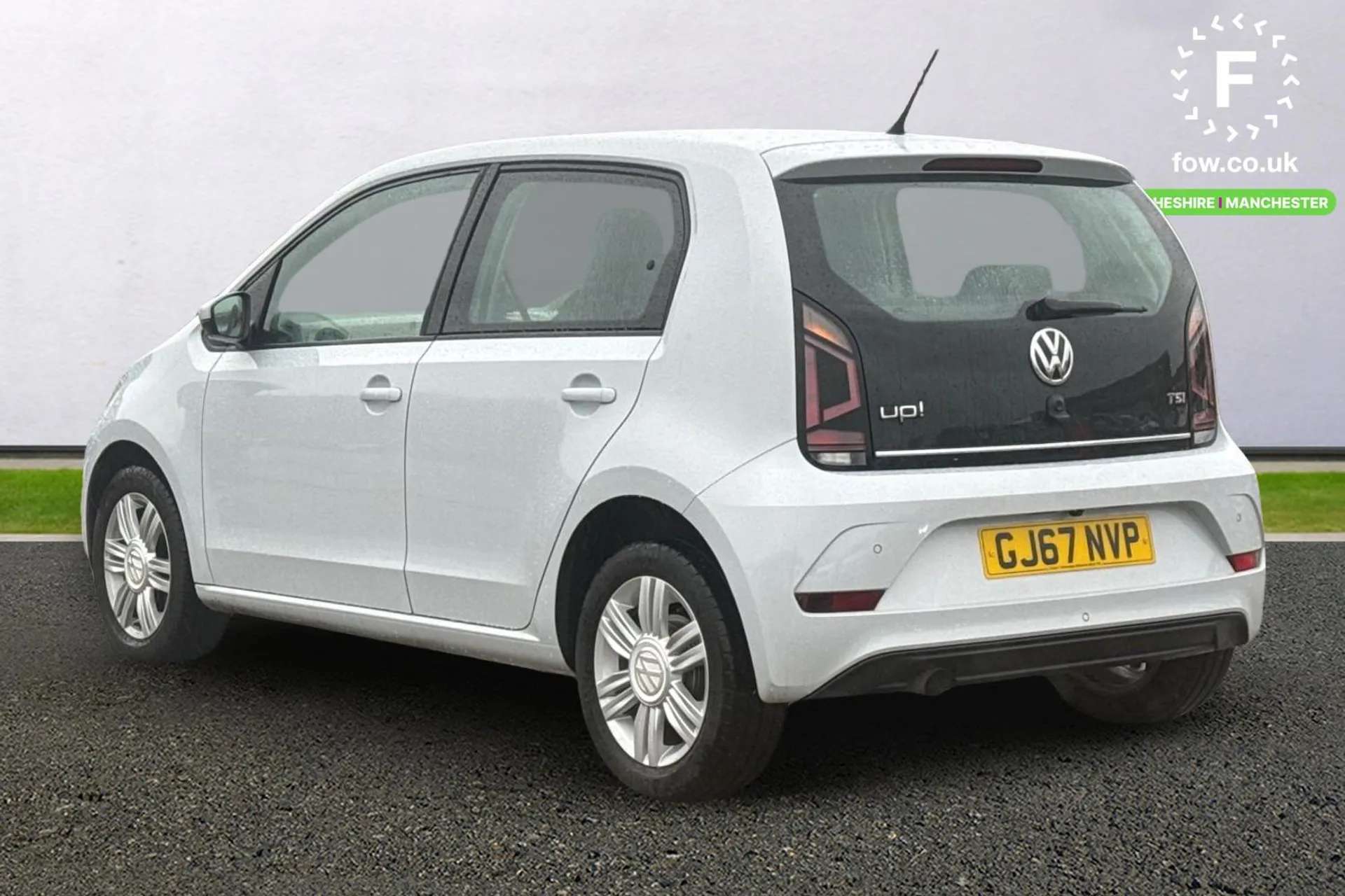 2017 VOLKSWAGEN UP 2017 VOLKSWAGEN UP