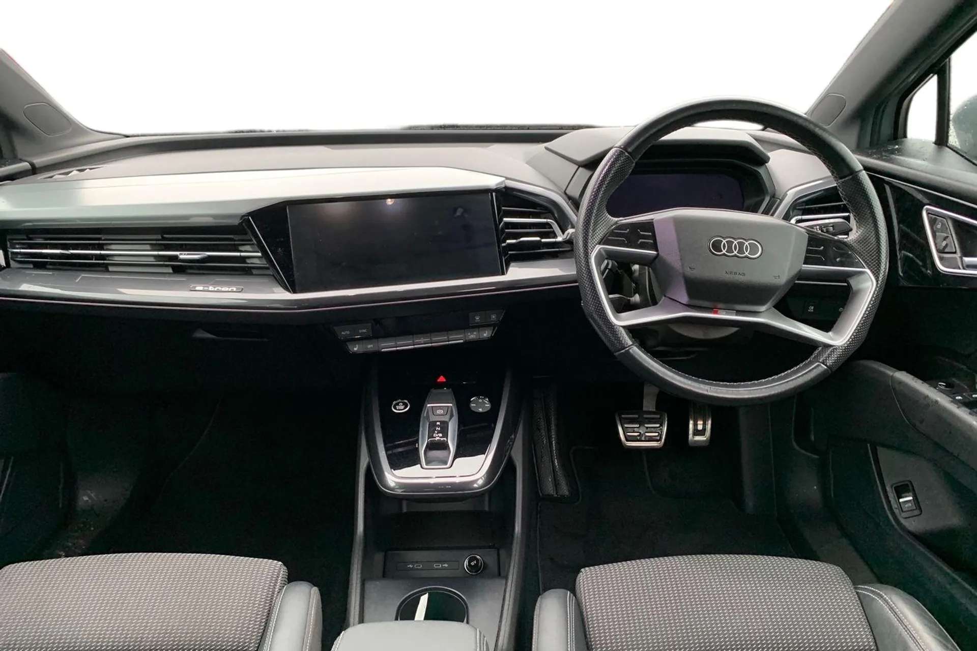 2021 AUDI Q4 2021 AUDI Q4