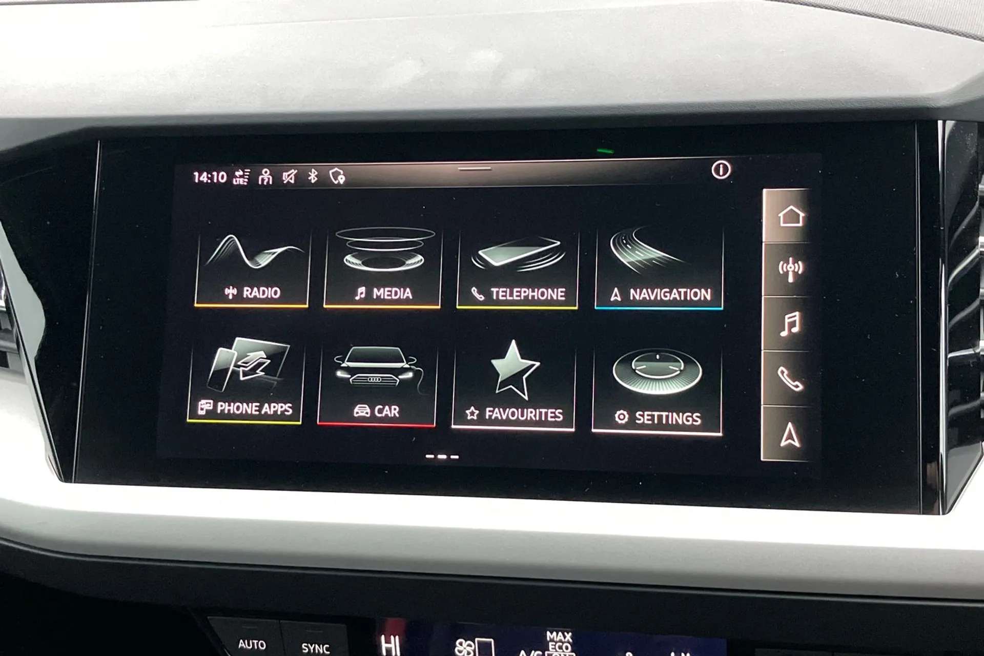 2021 AUDI Q4 2021 AUDI Q4