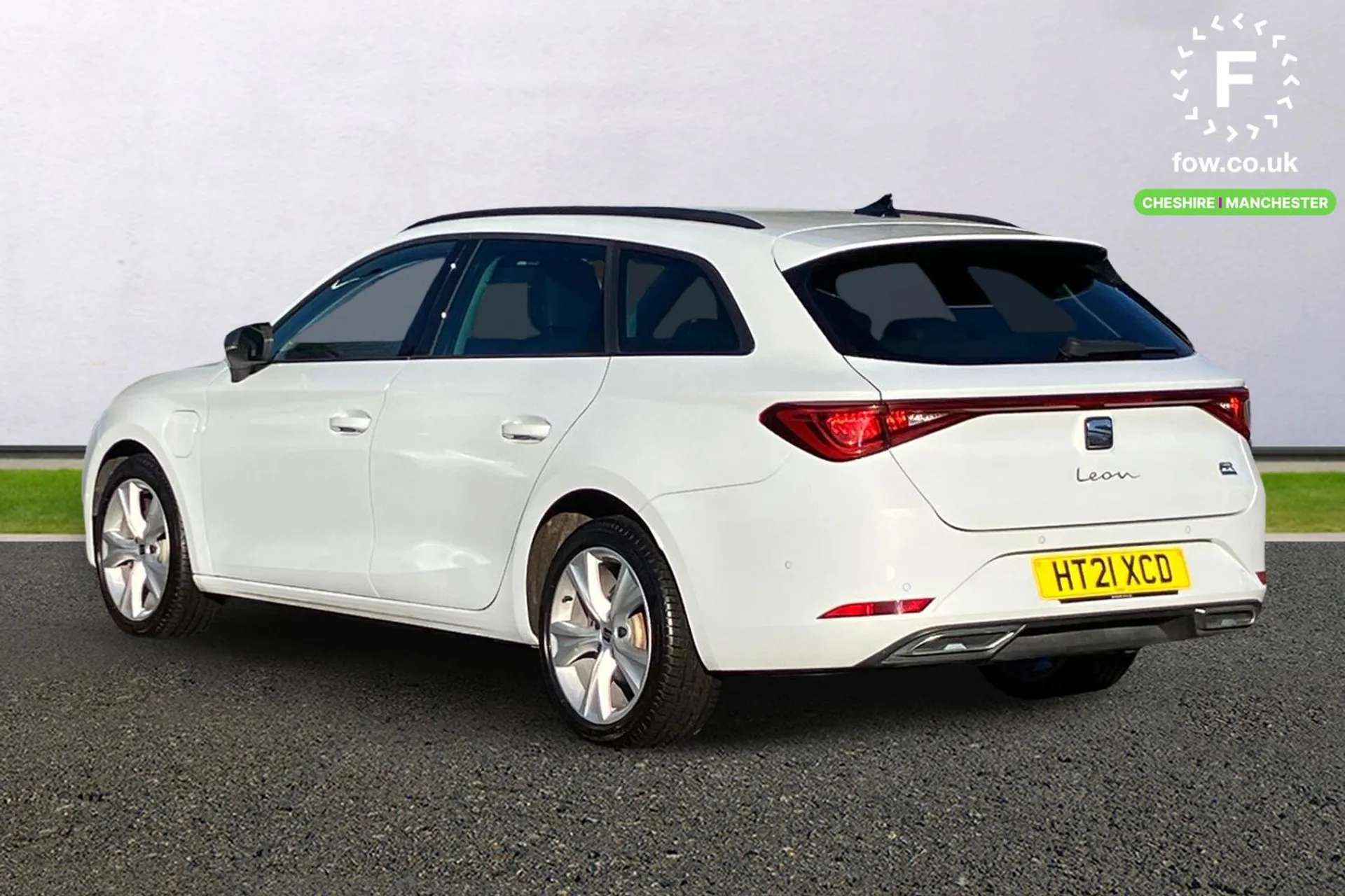 A 2021 SEAT LEON 1.4 eHybrid FR 5dr DSG [ SEAT drive profile with 4 modes (Eco/Normal/Sport/Individual), Digital Cockpit, Separate daytime running light with automatic A 2021 SEAT LEON 1.4 eHybrid FR 5dr DSG [ SEAT drive profile with 4 modes (Eco/Normal/Sport/Individual), Digital Cockpit, Separate daytime running light with automatic