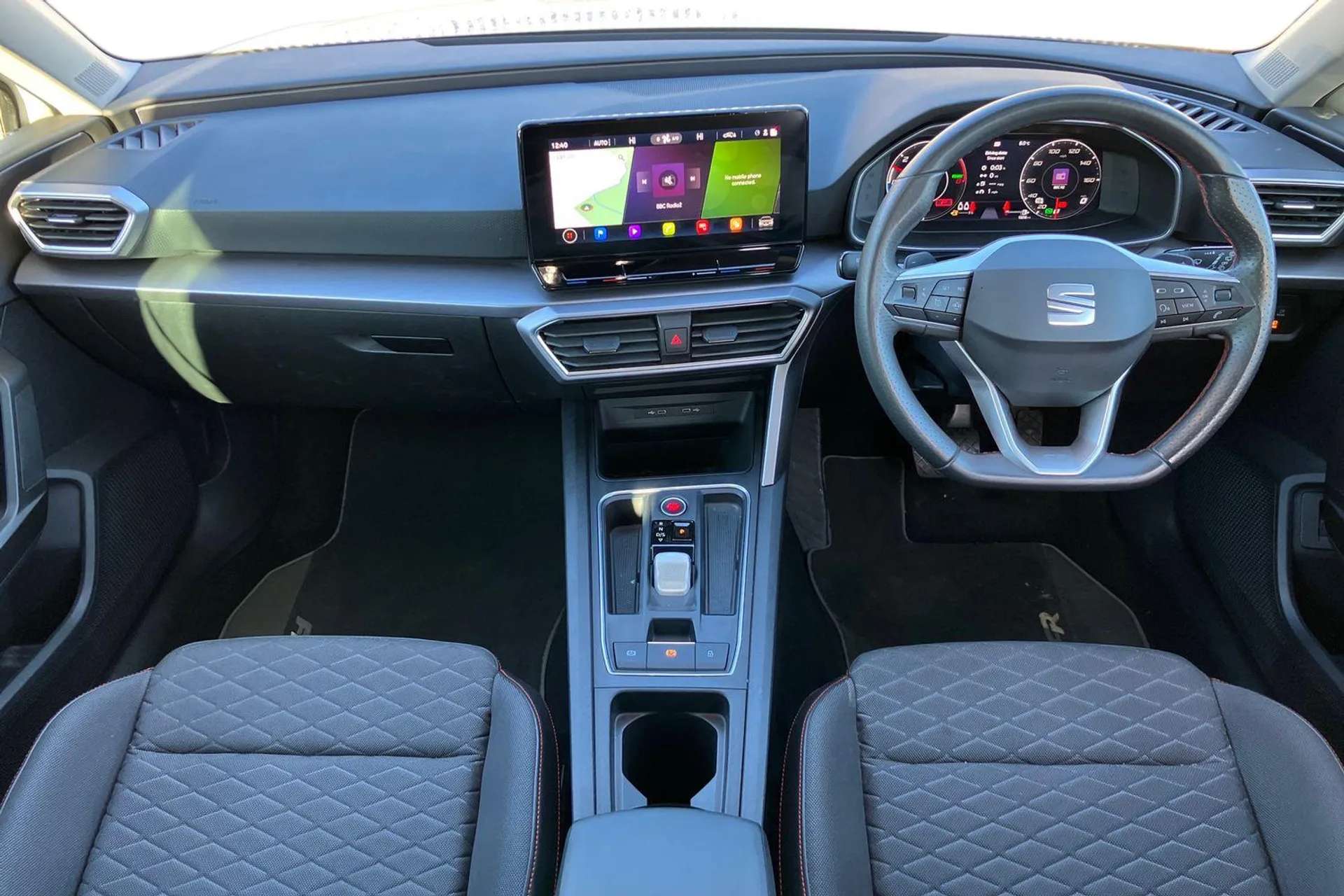 A 2021 SEAT LEON 1.4 eHybrid FR 5dr DSG [ SEAT drive profile with 4 modes (Eco/Normal/Sport/Individual), Digital Cockpit, Separate daytime running light with automatic A 2021 SEAT LEON 1.4 eHybrid FR 5dr DSG [ SEAT drive profile with 4 modes (Eco/Normal/Sport/Individual), Digital Cockpit, Separate daytime running light with automatic