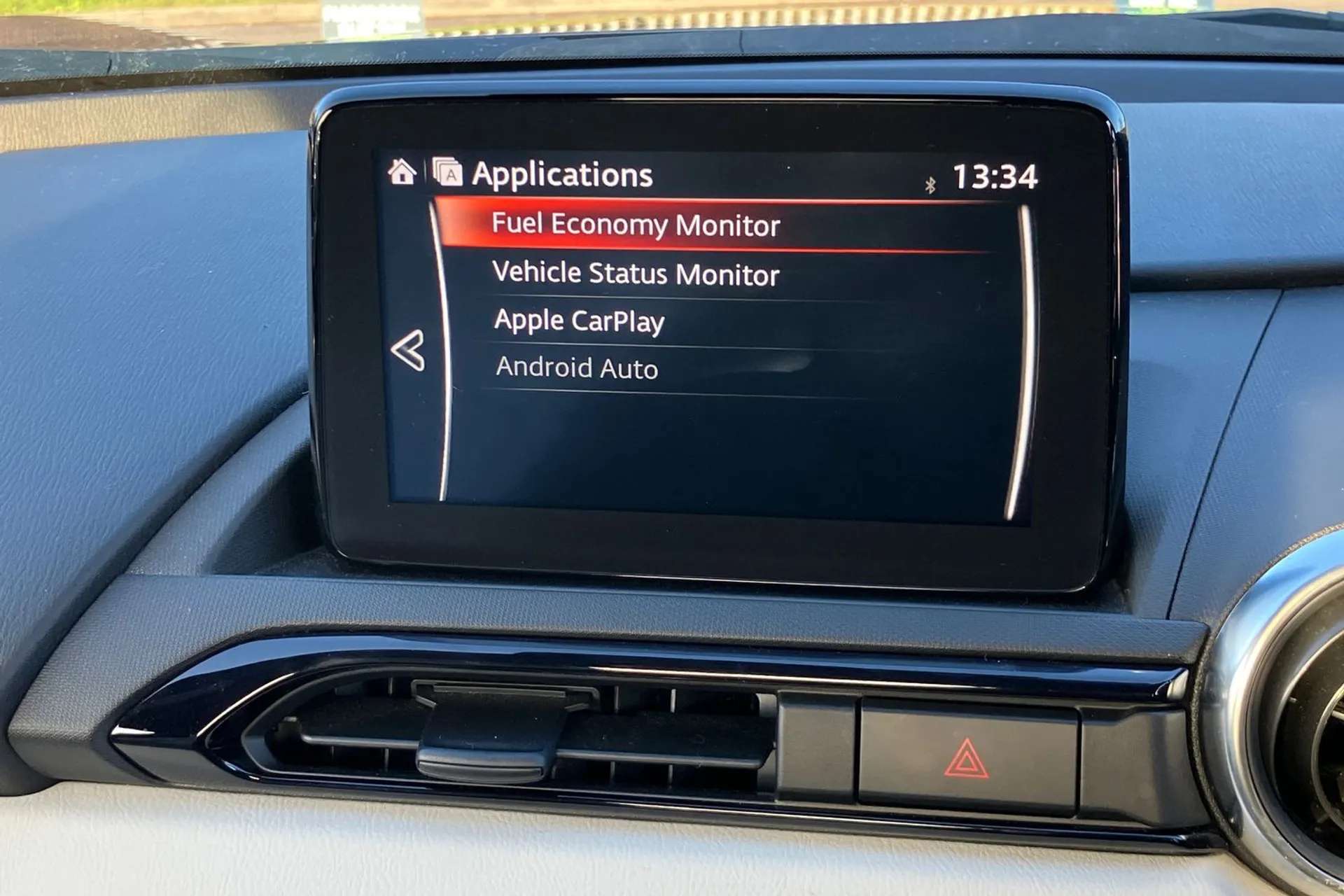 2021 MAZDA MX-5 2021 MAZDA MX-5