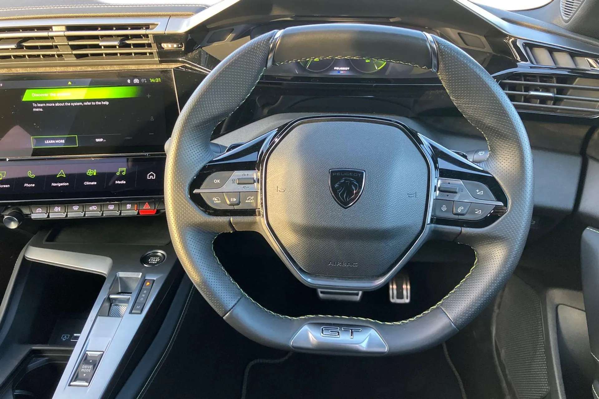 2024 PEUGEOT 408 2024 PEUGEOT 408