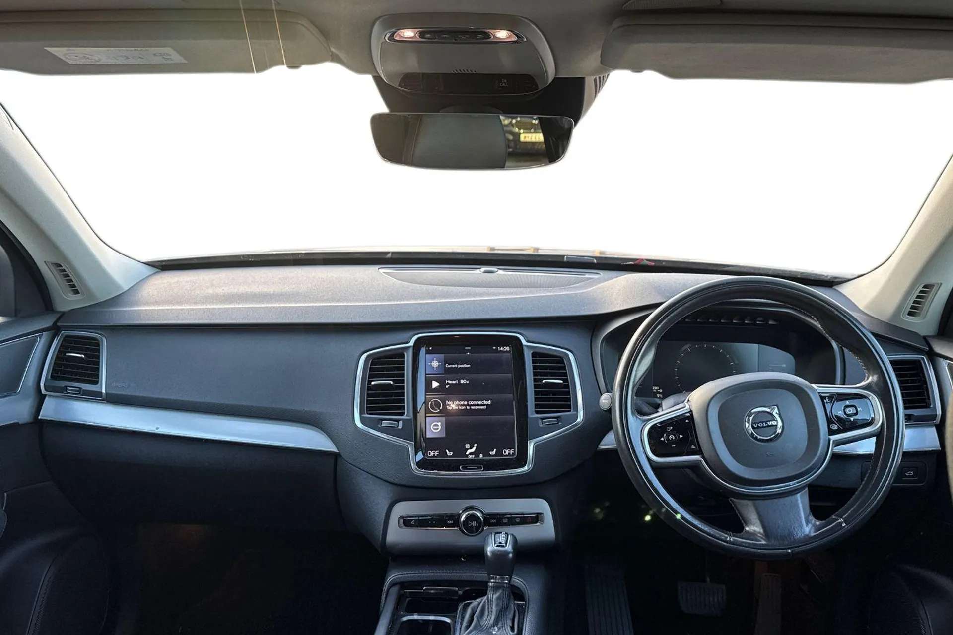 A 2016 VOLVO XC90 2.0 D5 PowerPulse Momentum 5dr AWD Geartronic [ Heated Steering Wheel , Power tailgate , Bluetooth hands free telephone connection , Heated front seat A 2016 VOLVO XC90 2.0 D5 PowerPulse Momentum 5dr AWD Geartronic [ Heated Steering Wheel , Power tailgate , Bluetooth hands free telephone connection , Heated front seat