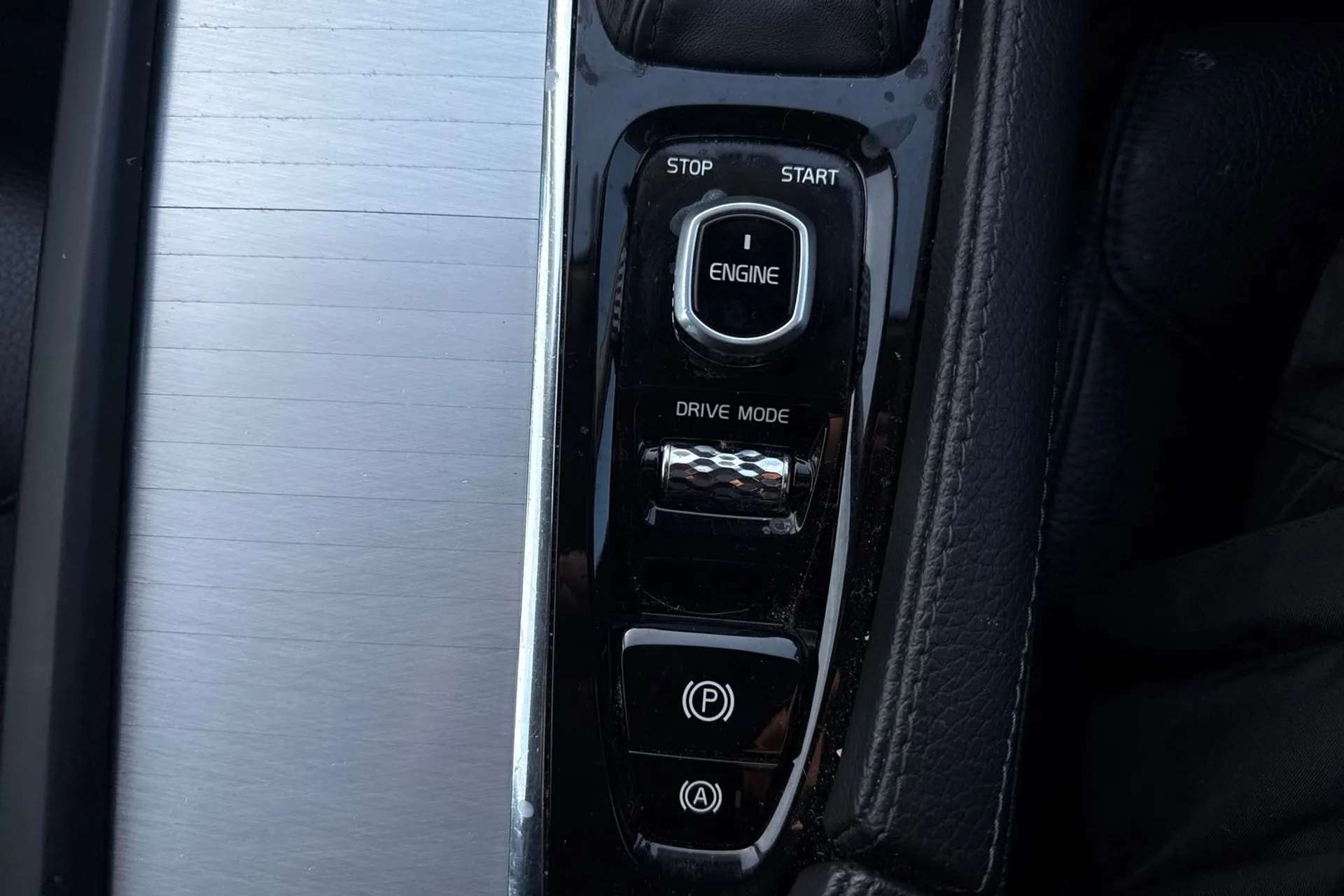2016 VOLVO XC90 2016 VOLVO XC90